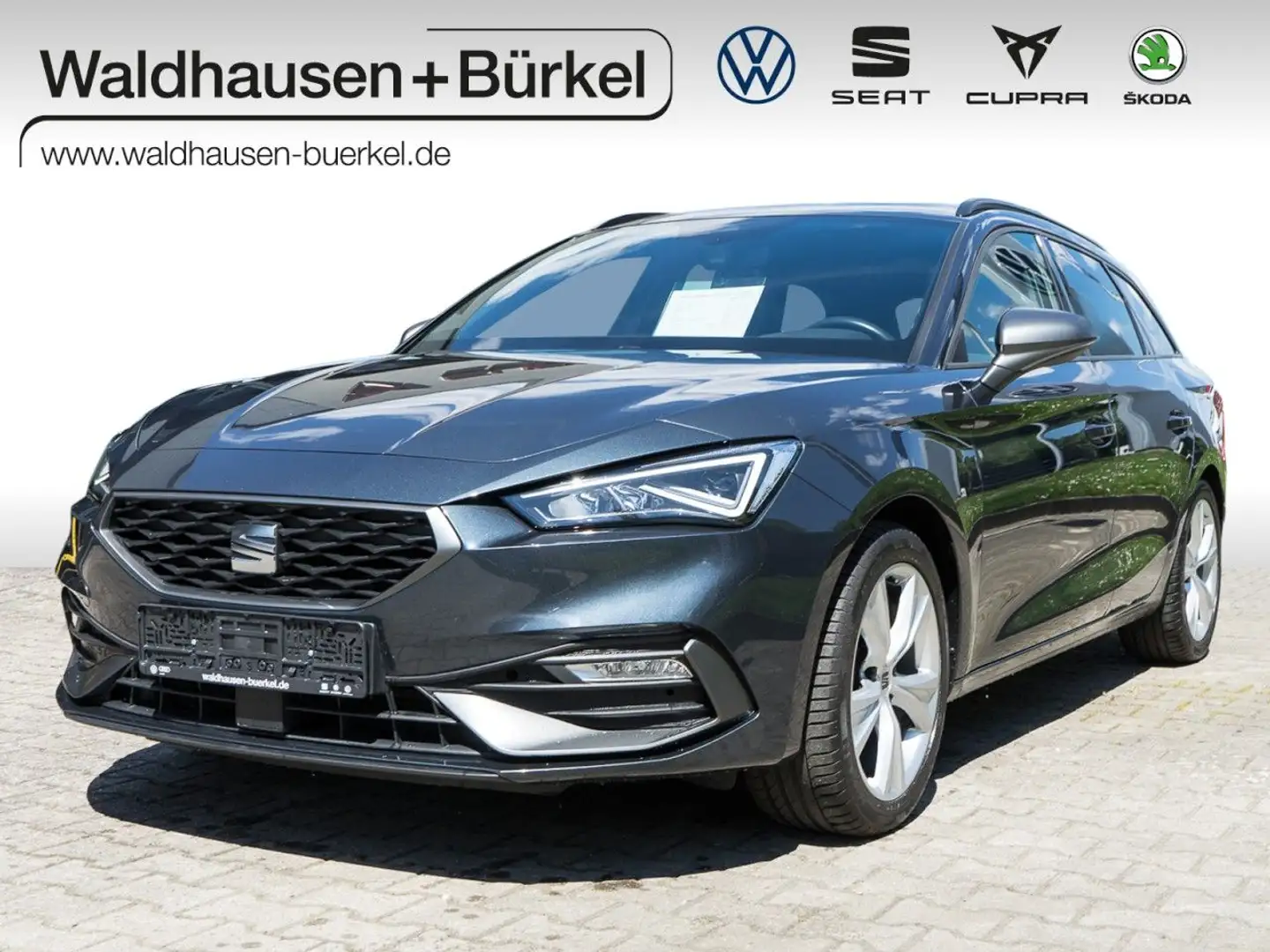 SEAT Leon Sportstourer FR DSG 1.5 eTSI+Pano+LED Gris - 1
