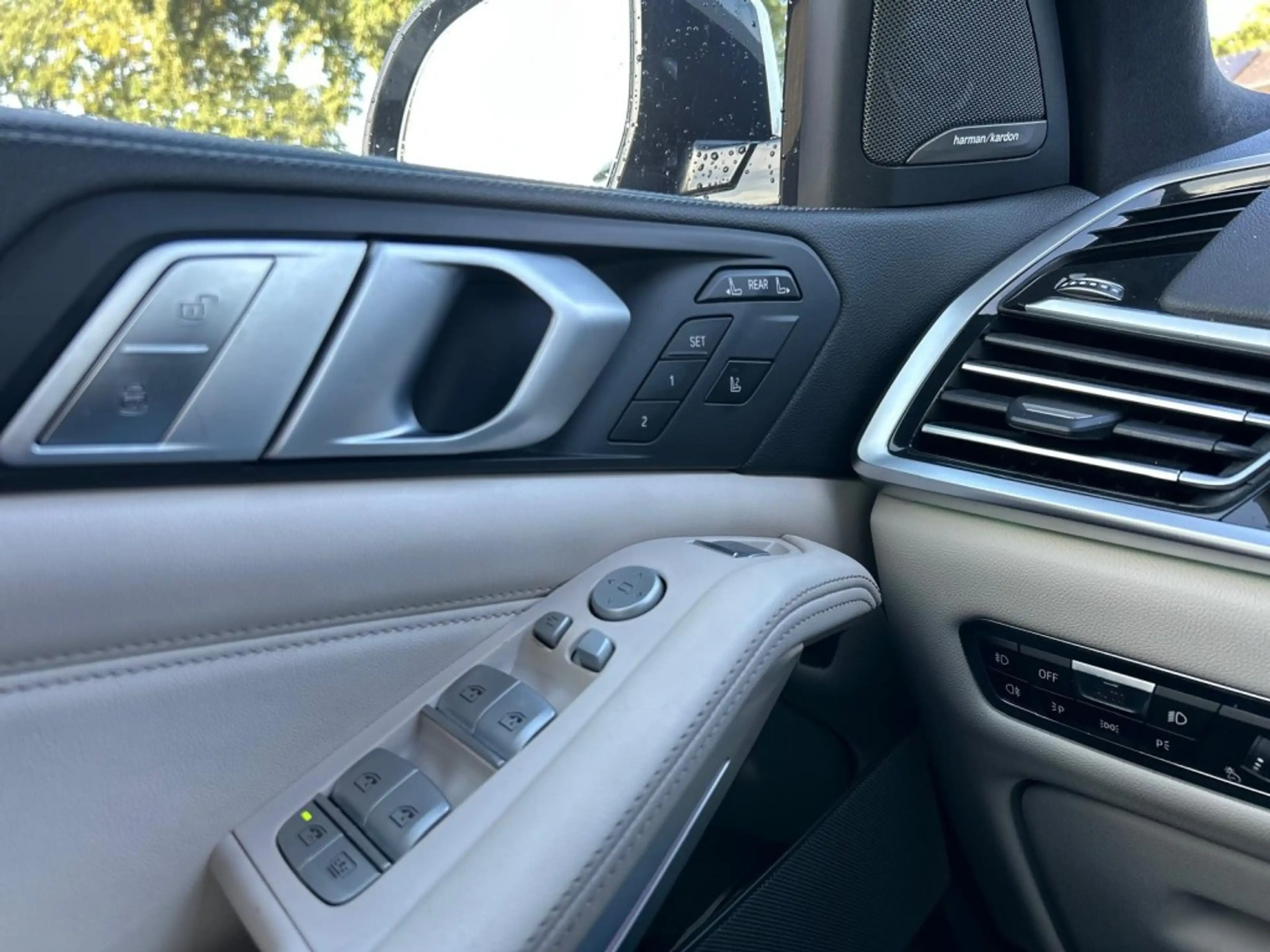 BMW X7 XDRIVE40I HIGH EX. M Sport 7P Laser, Pano, HUD — photo 32