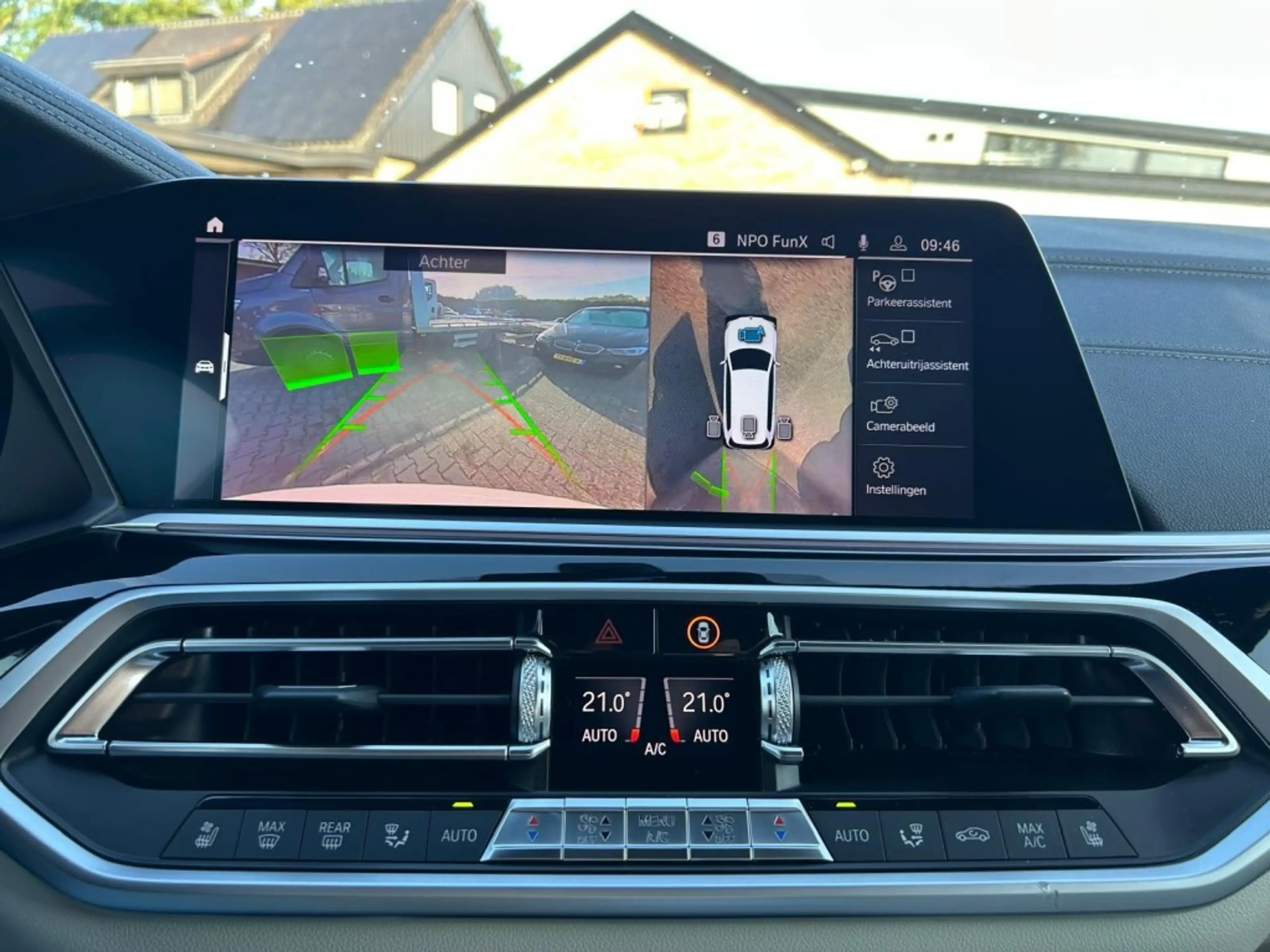 BMW X7 XDRIVE40I HIGH EX. M Sport 7P Laser, Pano, HUD — photo 25