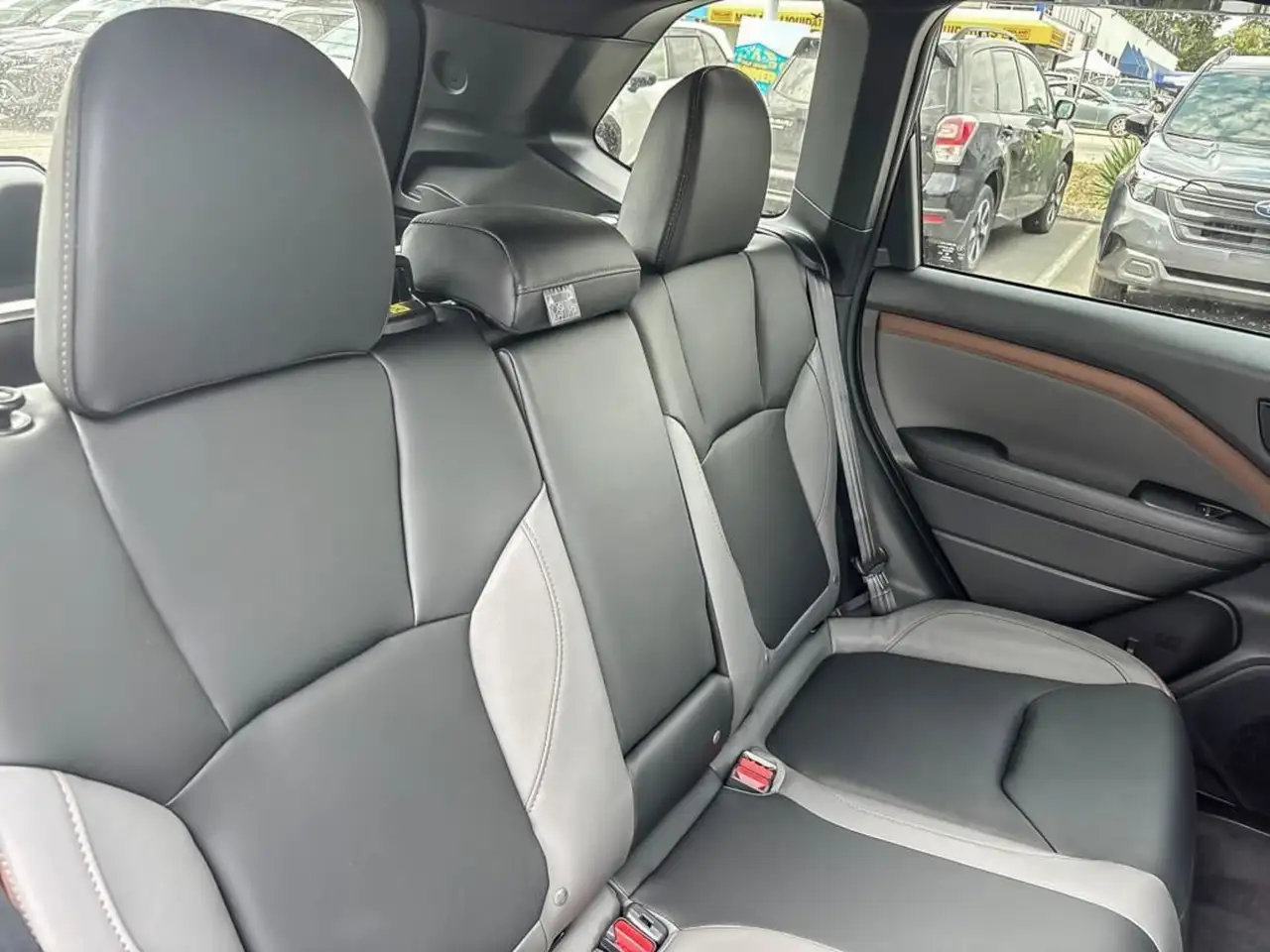 Subaru Forester снимка Subaru Forester