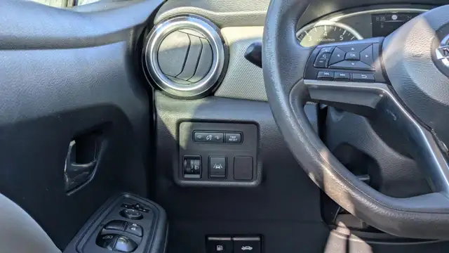 Nissan Micra view 6