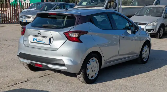 Nissan Micra view 3