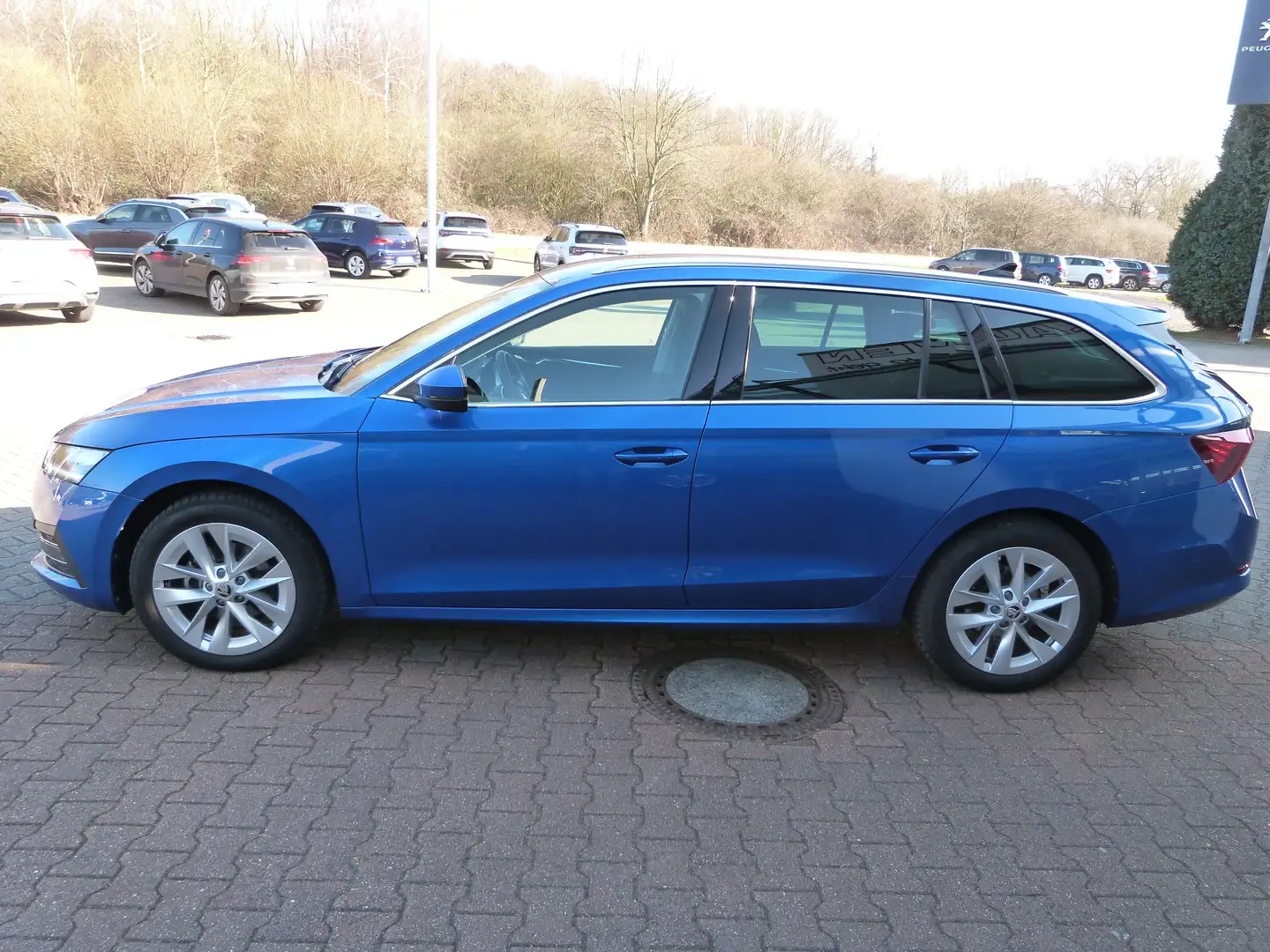 Skoda Octavia Combi 1.0 TSI Style Navi LED KAMERA 17`LM HEAD UP Azul - 2