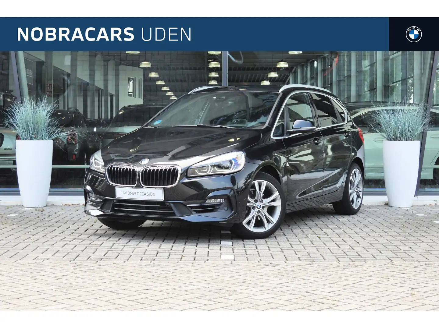 BMW 218 2 Serie Active Tourer 218i High Executive Sport Li Zwart - 1