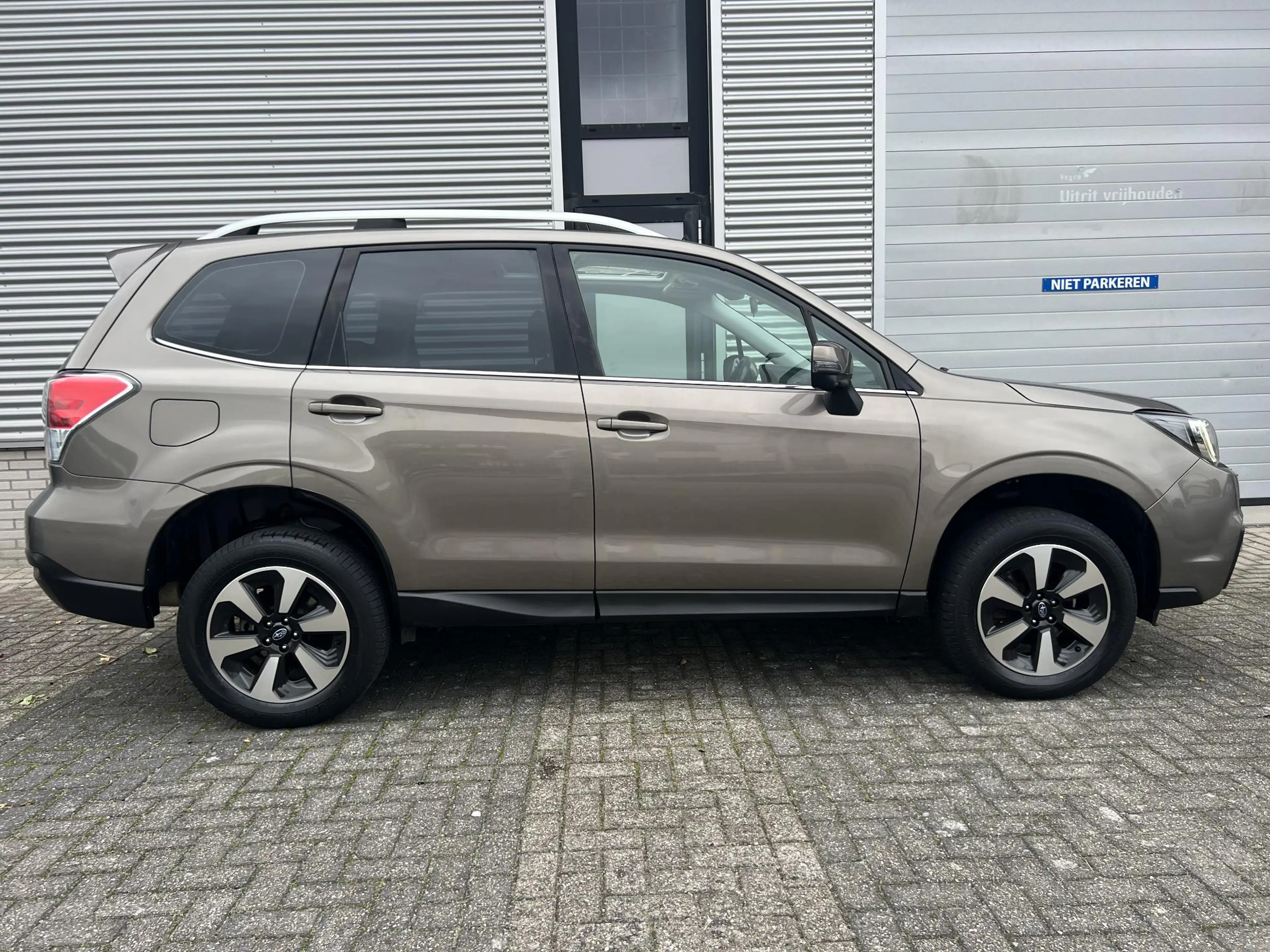Subaru Forester 2.0 Luxury Plus Eyesight Automaat | Trekhaak | 17" — photo 6