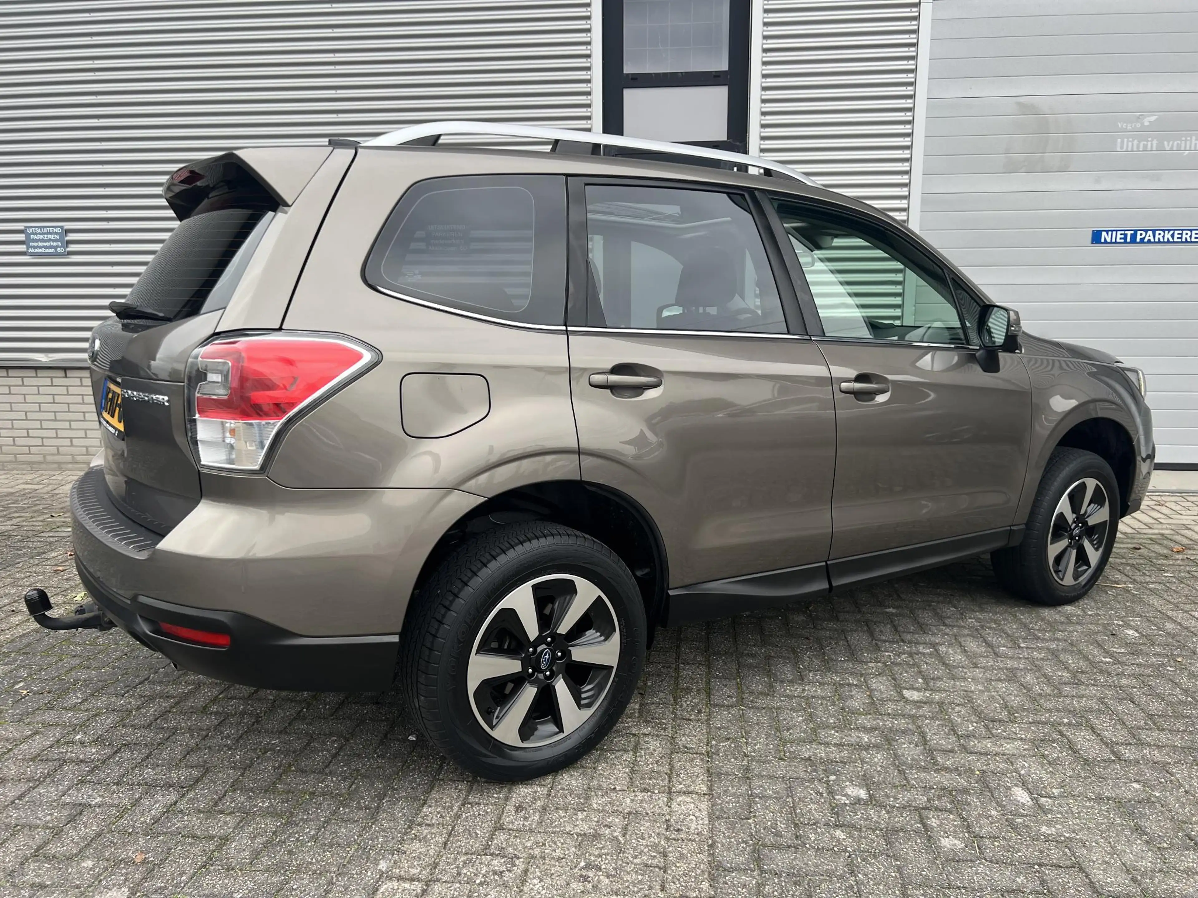 Subaru Forester 2.0 Luxury Plus Eyesight Automaat | Trekhaak | 17" — photo 4