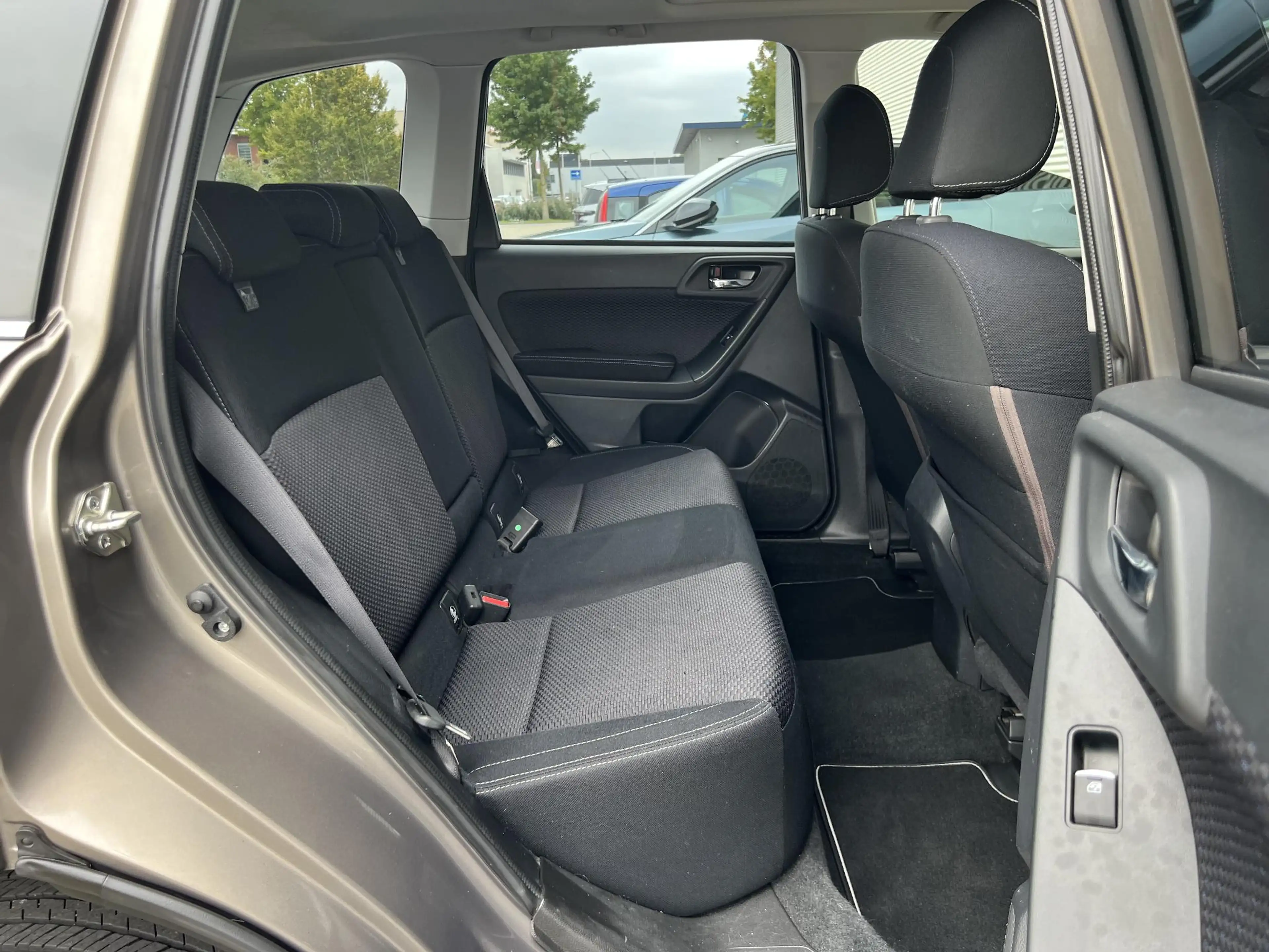 Subaru Forester 2.0 Luxury Plus Eyesight Automaat | Trekhaak | 17" — photo 17