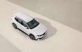 BMW iX3 50 xDrive NAVI * RFK * LIEFERBAR AB MÄRZ 26 Weiß - thumbnail 2