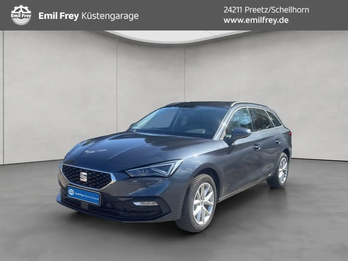 SEAT Leon Sportstourer 2.0 TDI DSG Style AHK NAVI ACC Schwarz - 1
