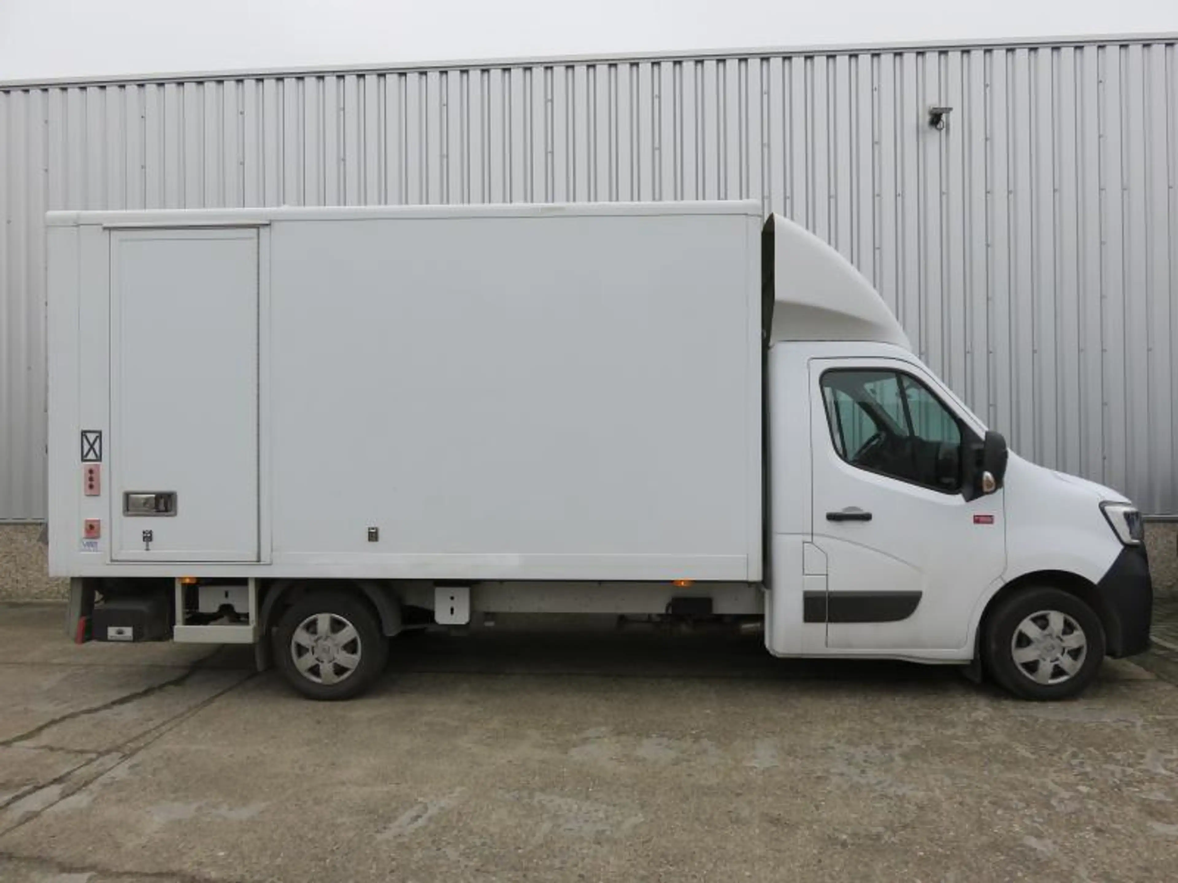 Renault Master 2.3 D.  CCAB. L3 — photo 2