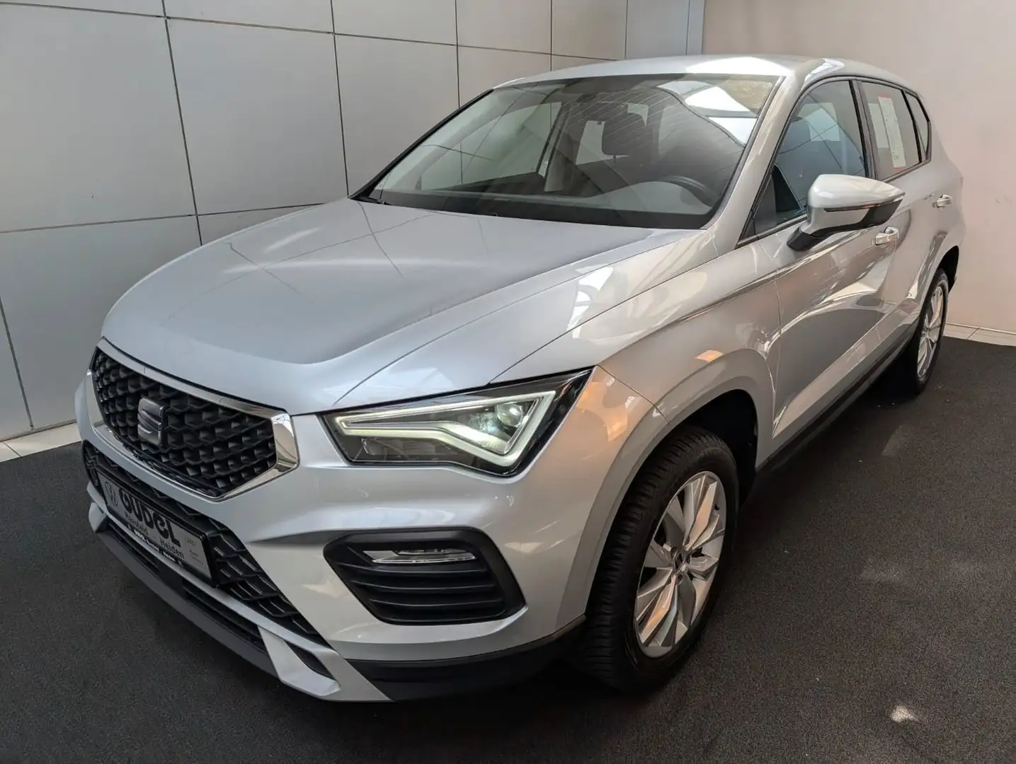 SEAT Ateca 1.5TSI"Style"LED Nav App FrontASS AHK DAB Argent - 2