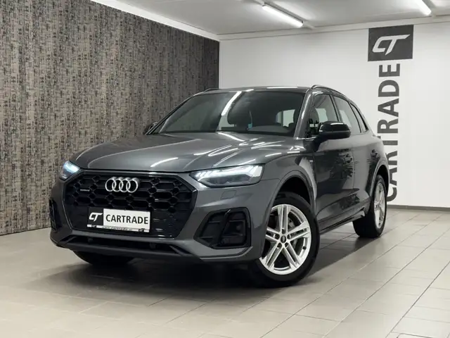 Audi Q5 view 4