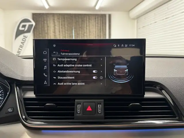 Audi Q5 view 28