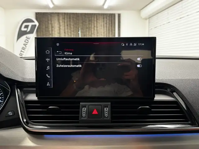 Audi Q5 view 25
