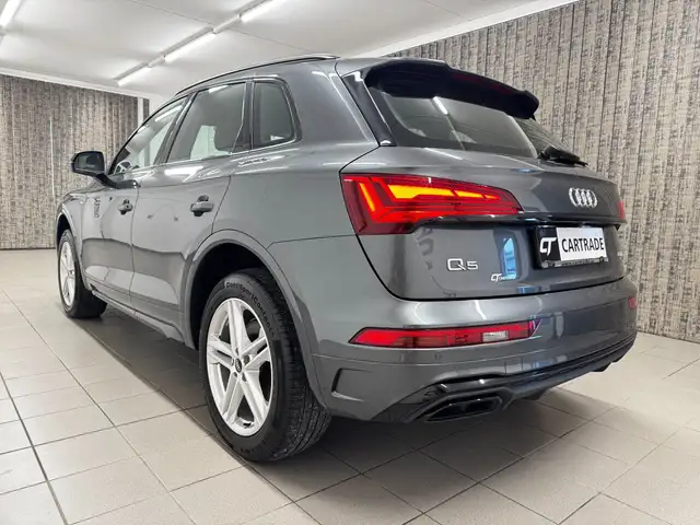 Audi Q5 view 6