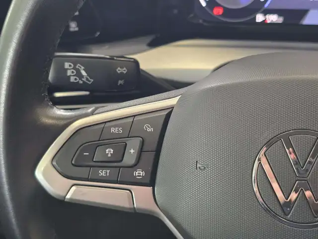 Volkswagen Golf view 14