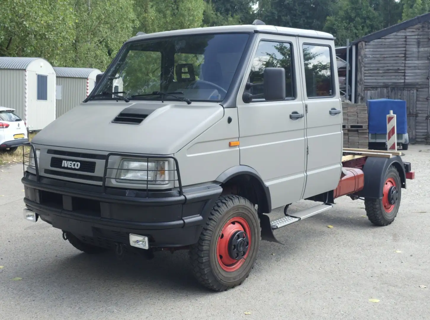 Iveco Daily 40.10 W 4x4 *13.335 km*Like New*Expedition ready* Grijs - 2