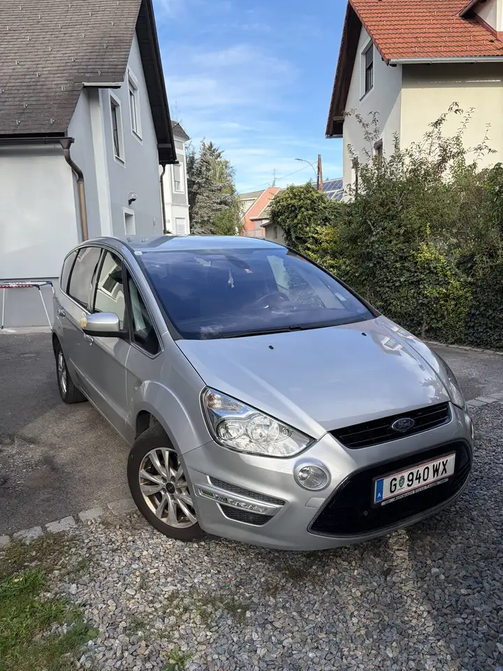 Ford S-Max