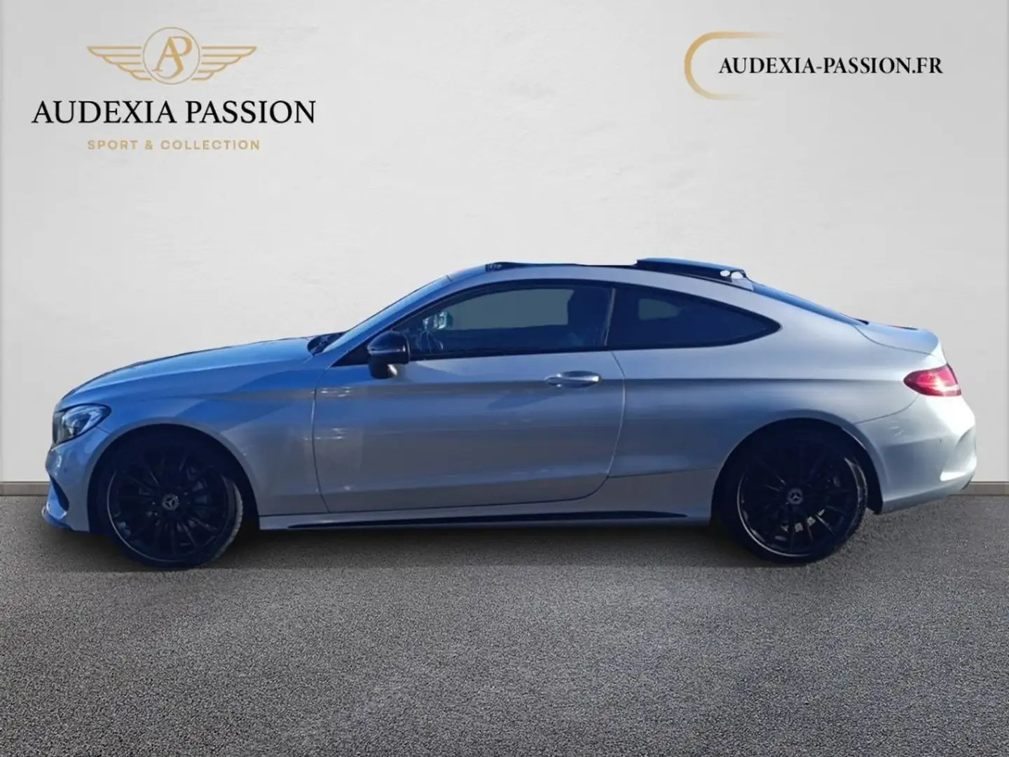 Mercedes-Benz C 200 Coupé 200 9G-Tronic Sportline Grau - 2