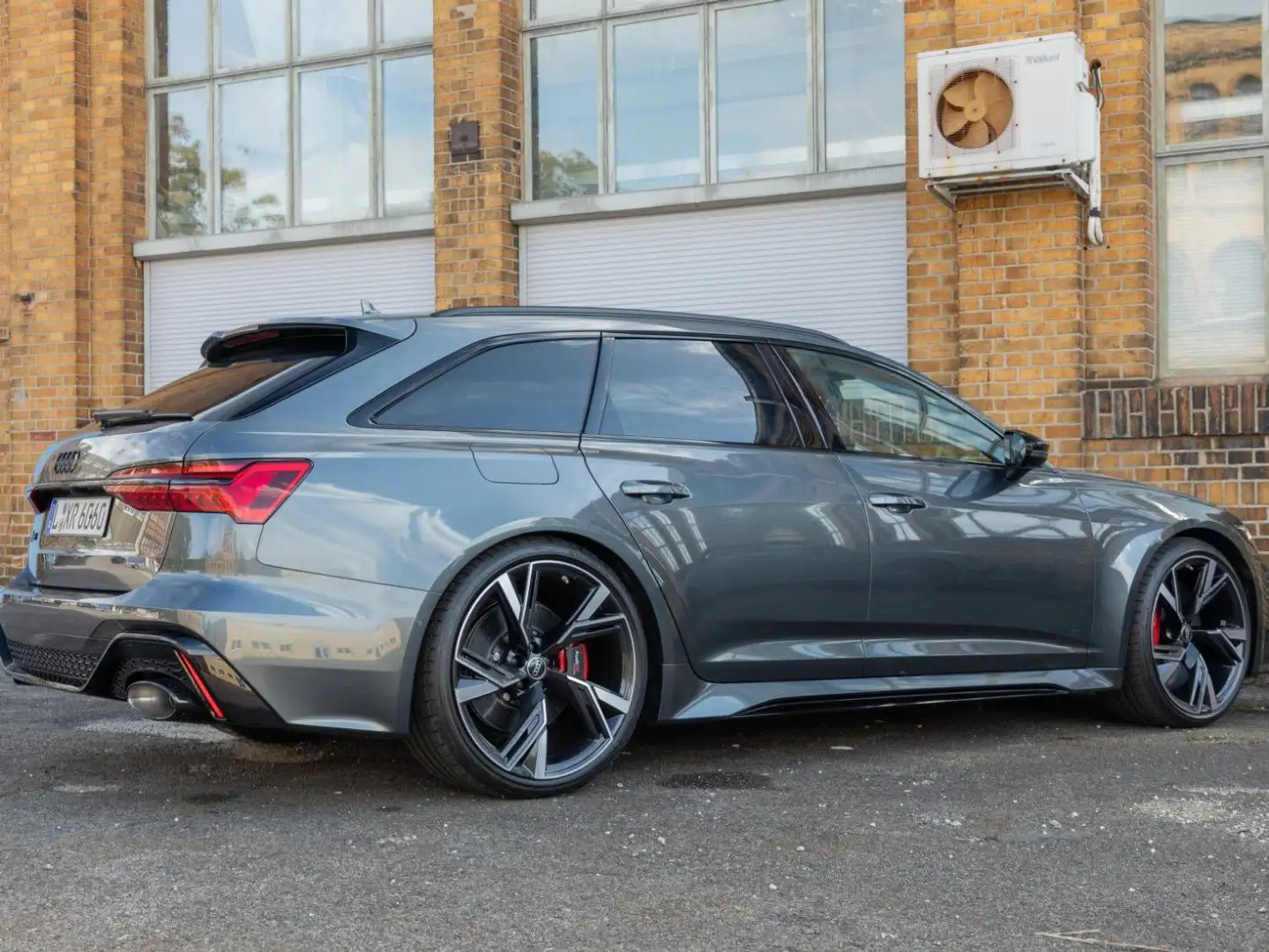 Audi RS6 Performance 630 PS Daytona RS-Paket Matrix LED Gris - 1