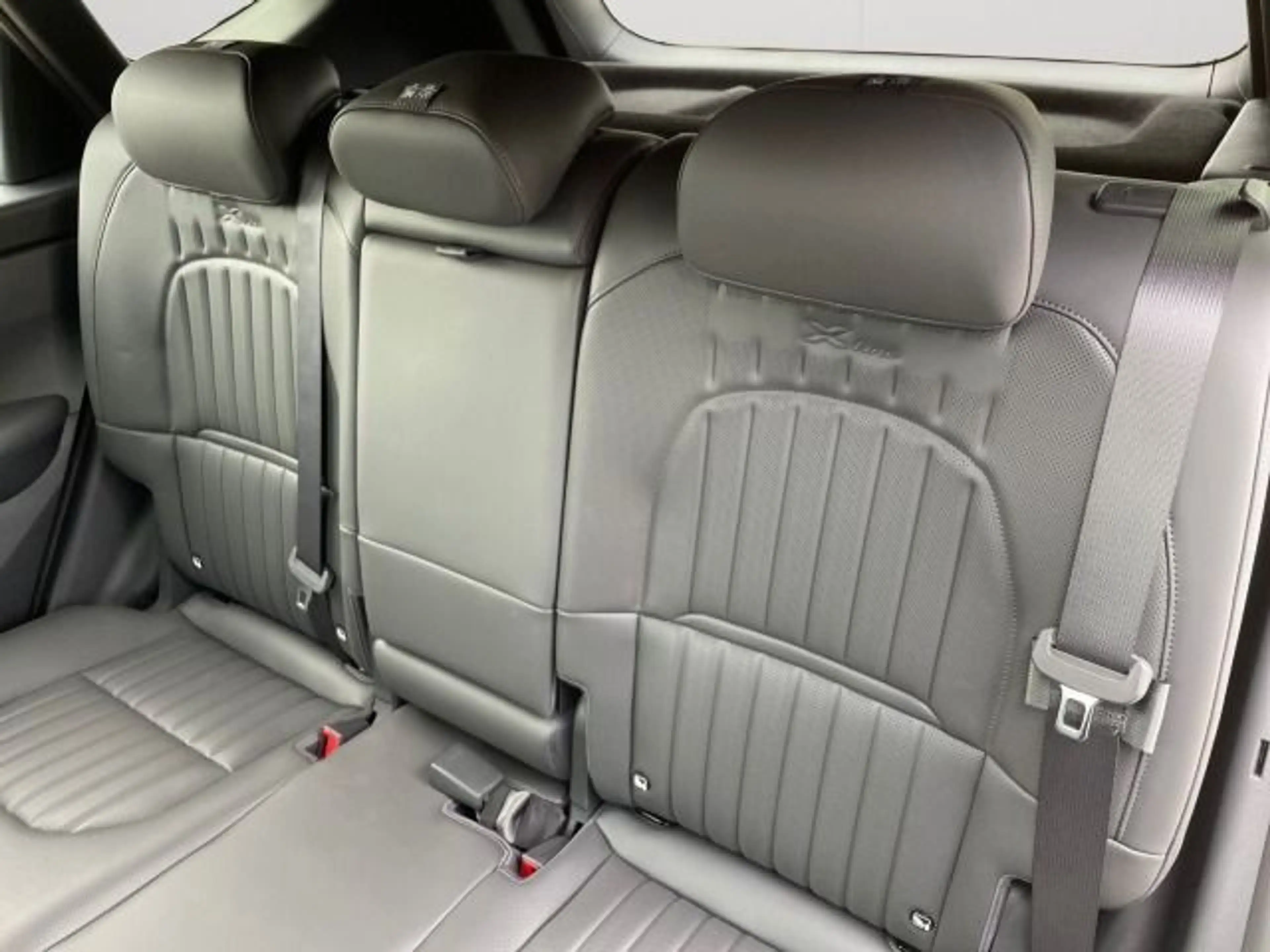 Kia Seltos 1.6T AWD DCT X-Line — photo 14
