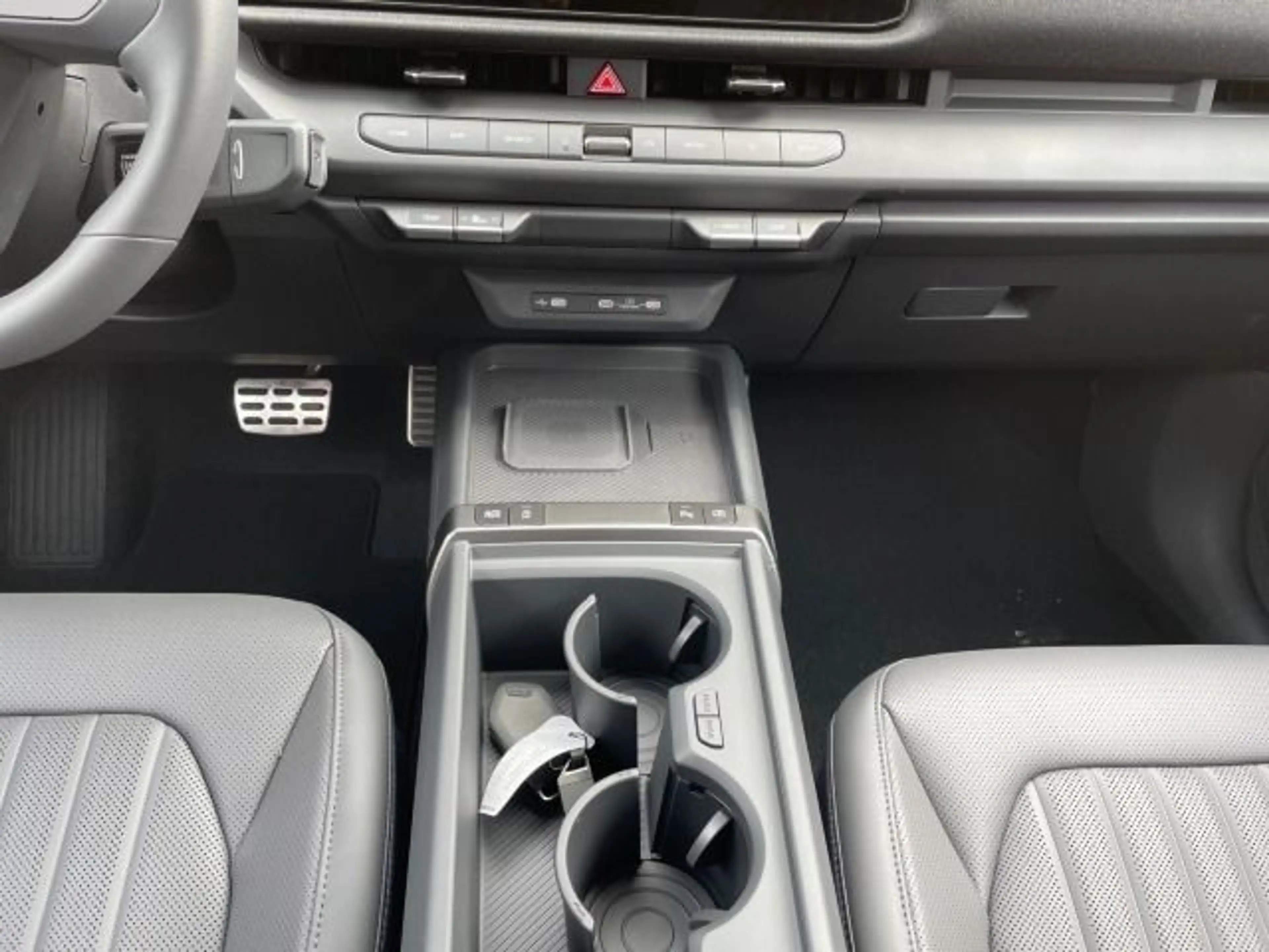 Kia Seltos 1.6T AWD DCT X-Line — photo 12