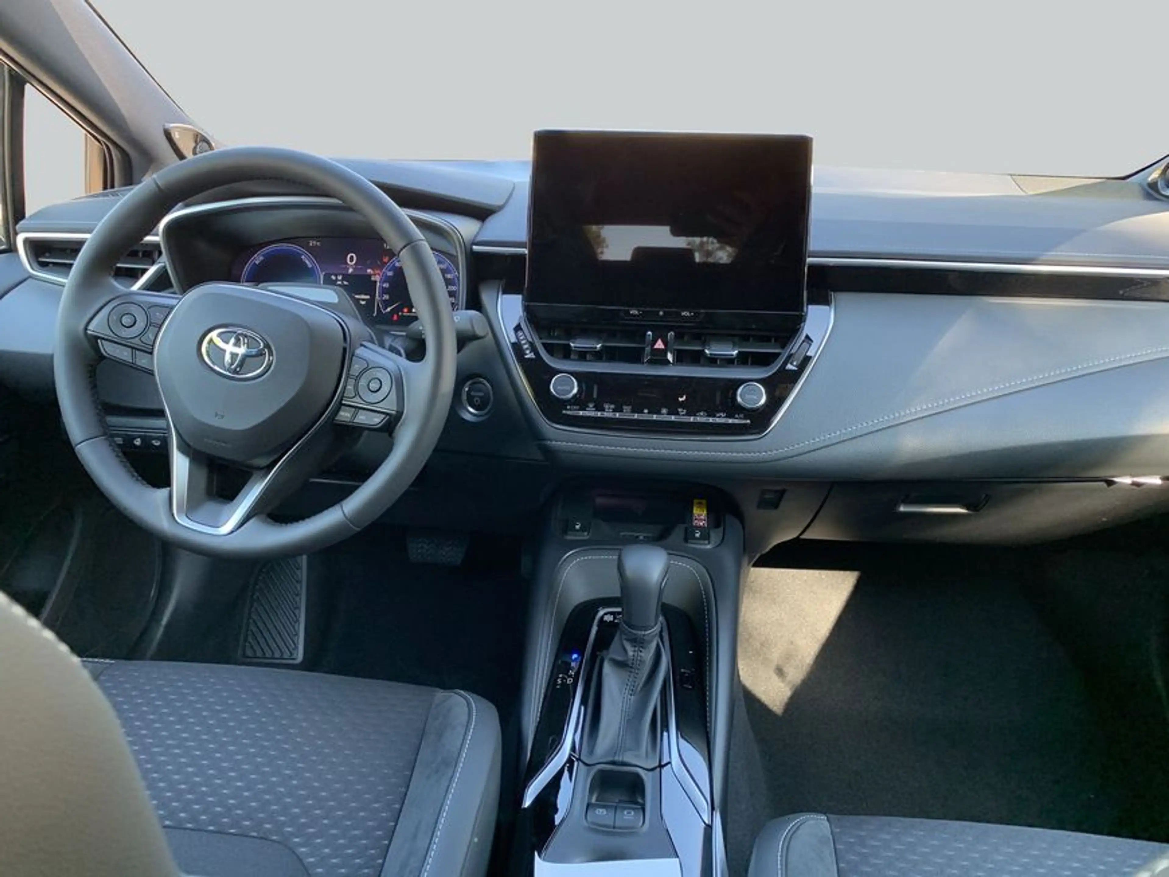 Toyota Corolla geszulassung Toyota Corolla 2.0 Hybrid Touring S — photo 13