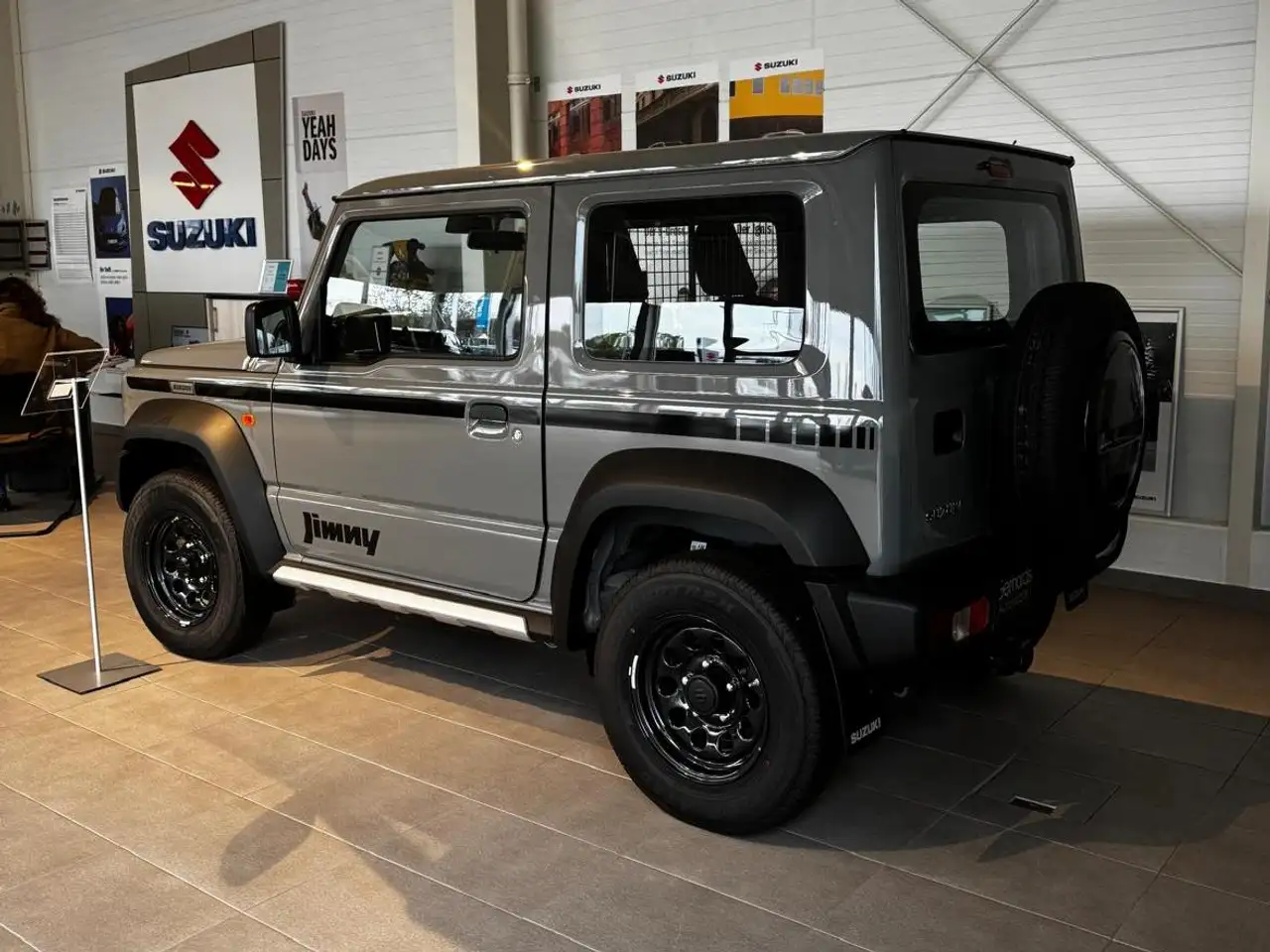 Suzuki Jimny 2024