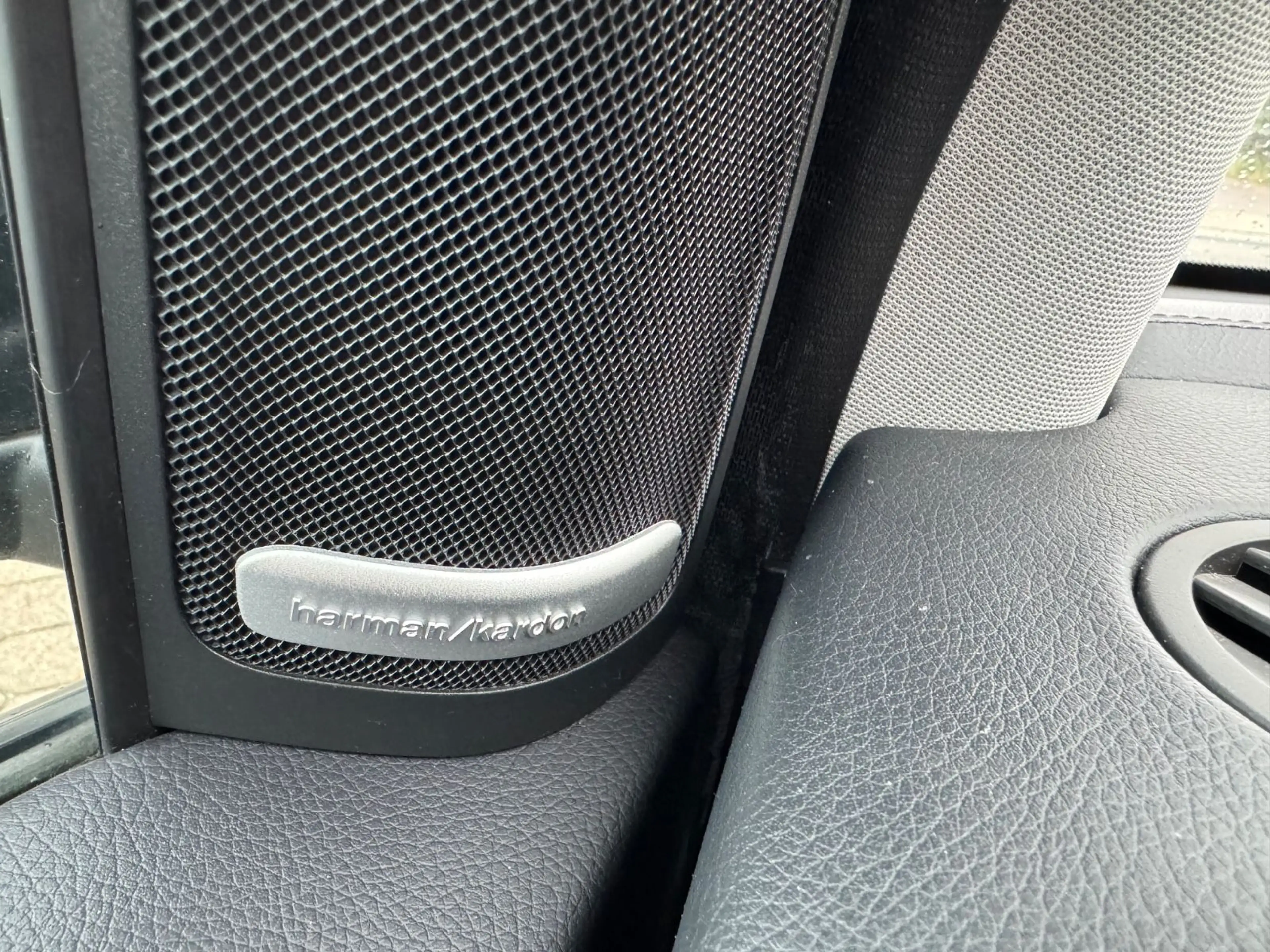 Mercedes-Benz B 220 d Auto Euro6 *Leder+Xenon+Standheiz+Harman* — photo 11
