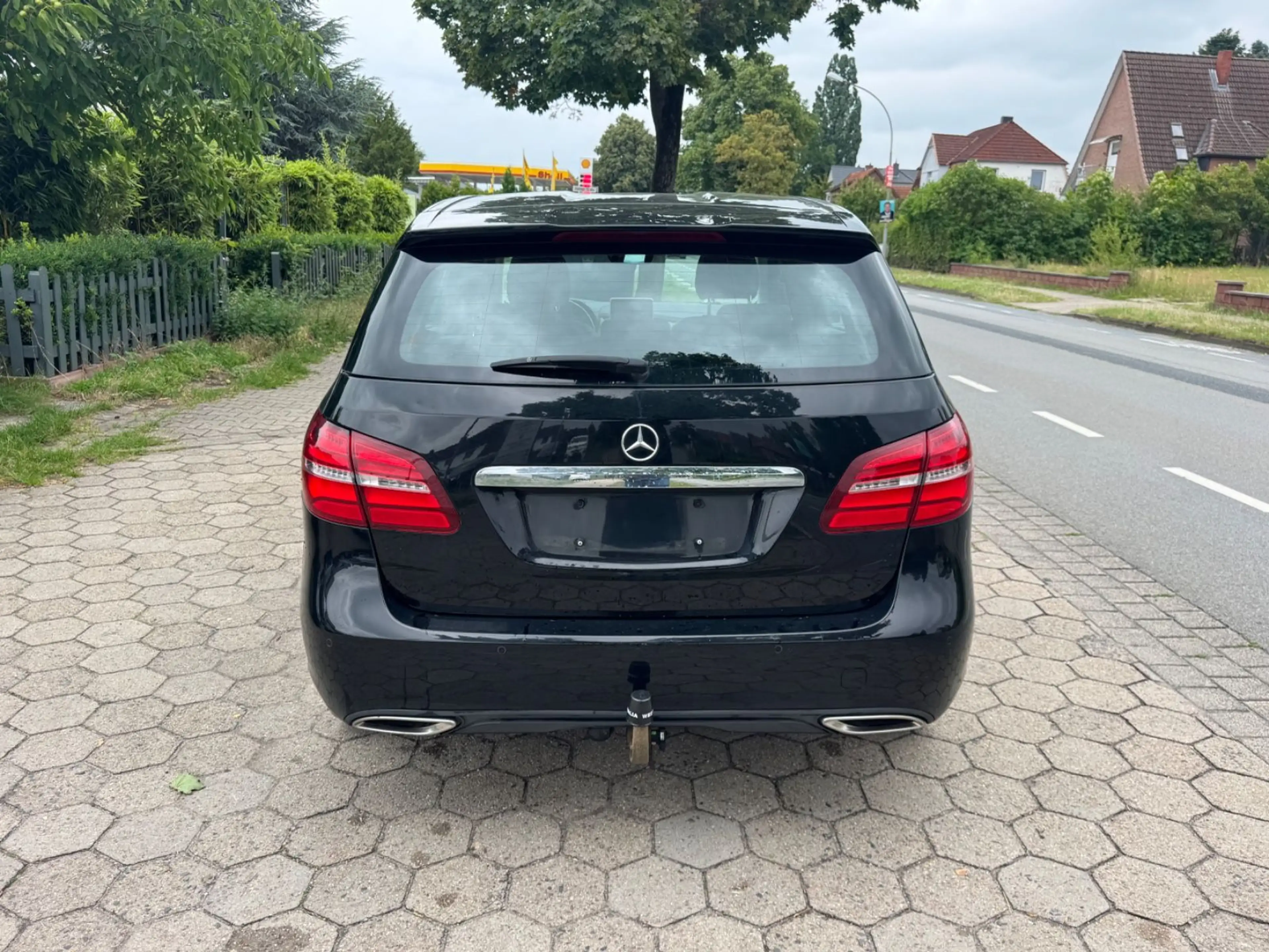 Mercedes-Benz B 220 d Auto Euro6 *Leder+Xenon+Standheiz+Harman* — photo 8
