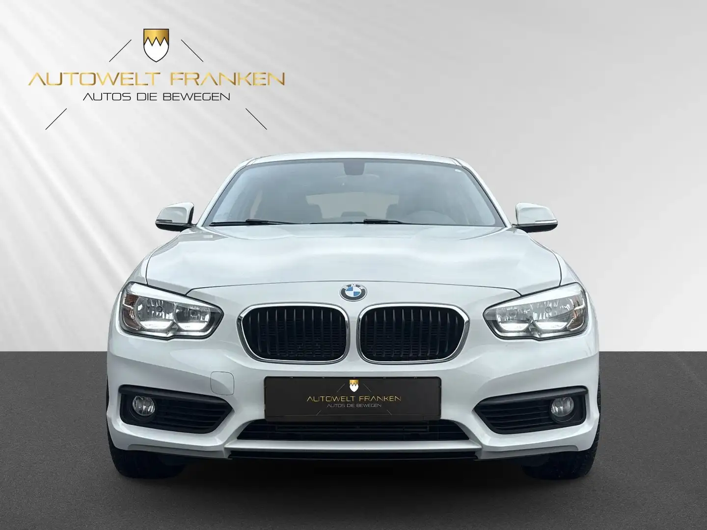BMW 120 i *LED*SCHECKHEFT BMW*PDC*TEMPO*SHZ* Weiß - 2