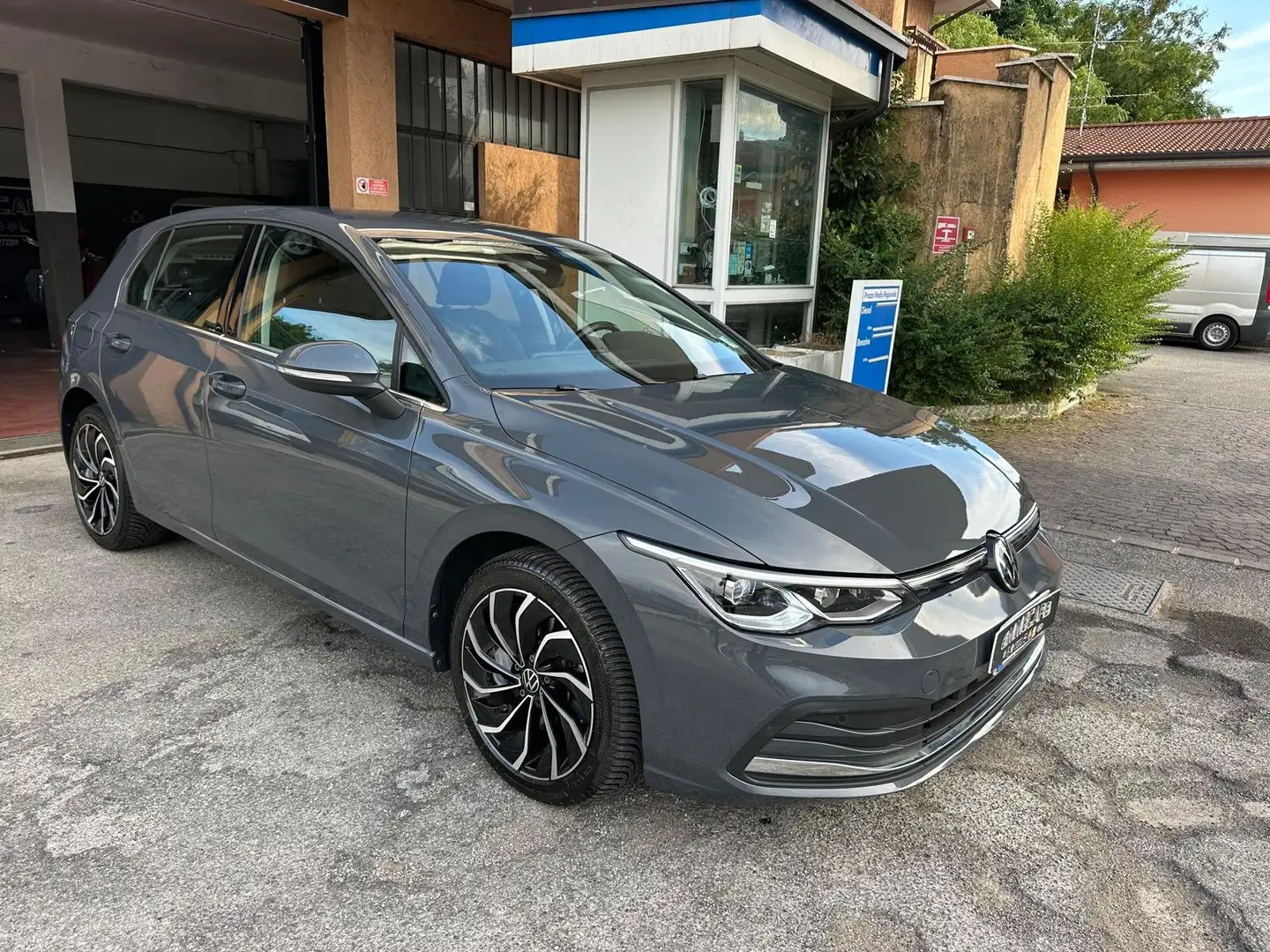 Volkswagen Golf VIII 2021 1.4 tsi ehybrid Style 204cv dsg Gris - 1