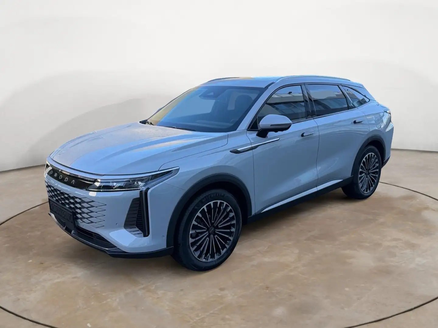 Omoda 9 1.5 TGDI Benzina ibrida plug-in Premium - 1