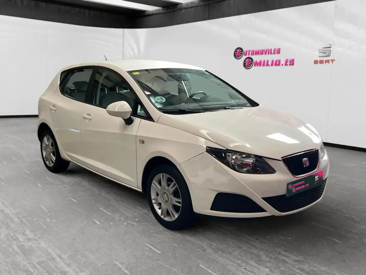 SEAT Ibiza 1.4TDi Ecomotive 80 Weiß - 1