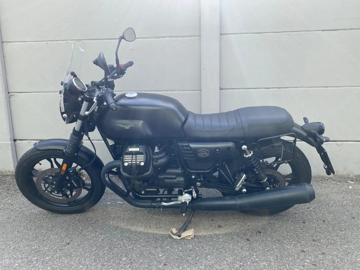Moto Guzzi V 7 III Stone night pack - 2