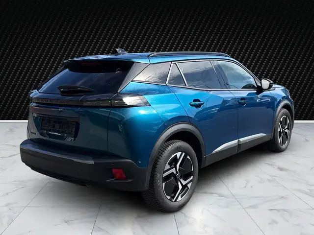 Peugeot 2008 view 5
