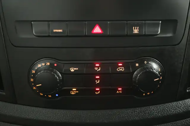 Mercedes-Benz Vito view 20
