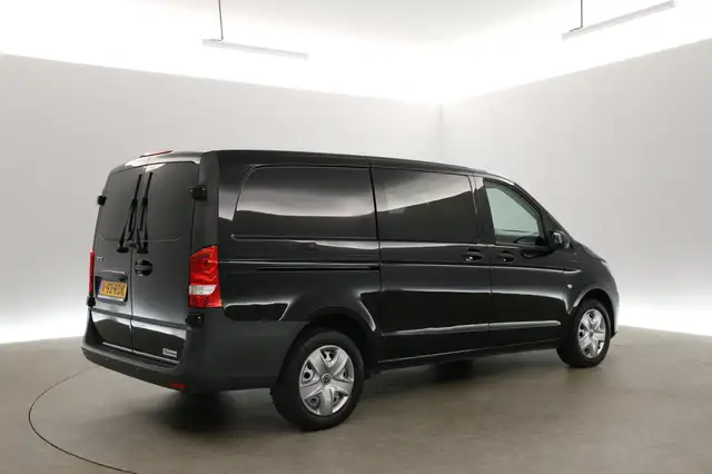 Mercedes-Benz Vito view 30