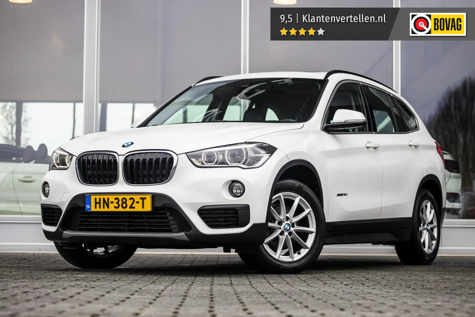 BMW X1 sDrive18d Corporate Lease Essential | Pano | Trekh Wit - 1