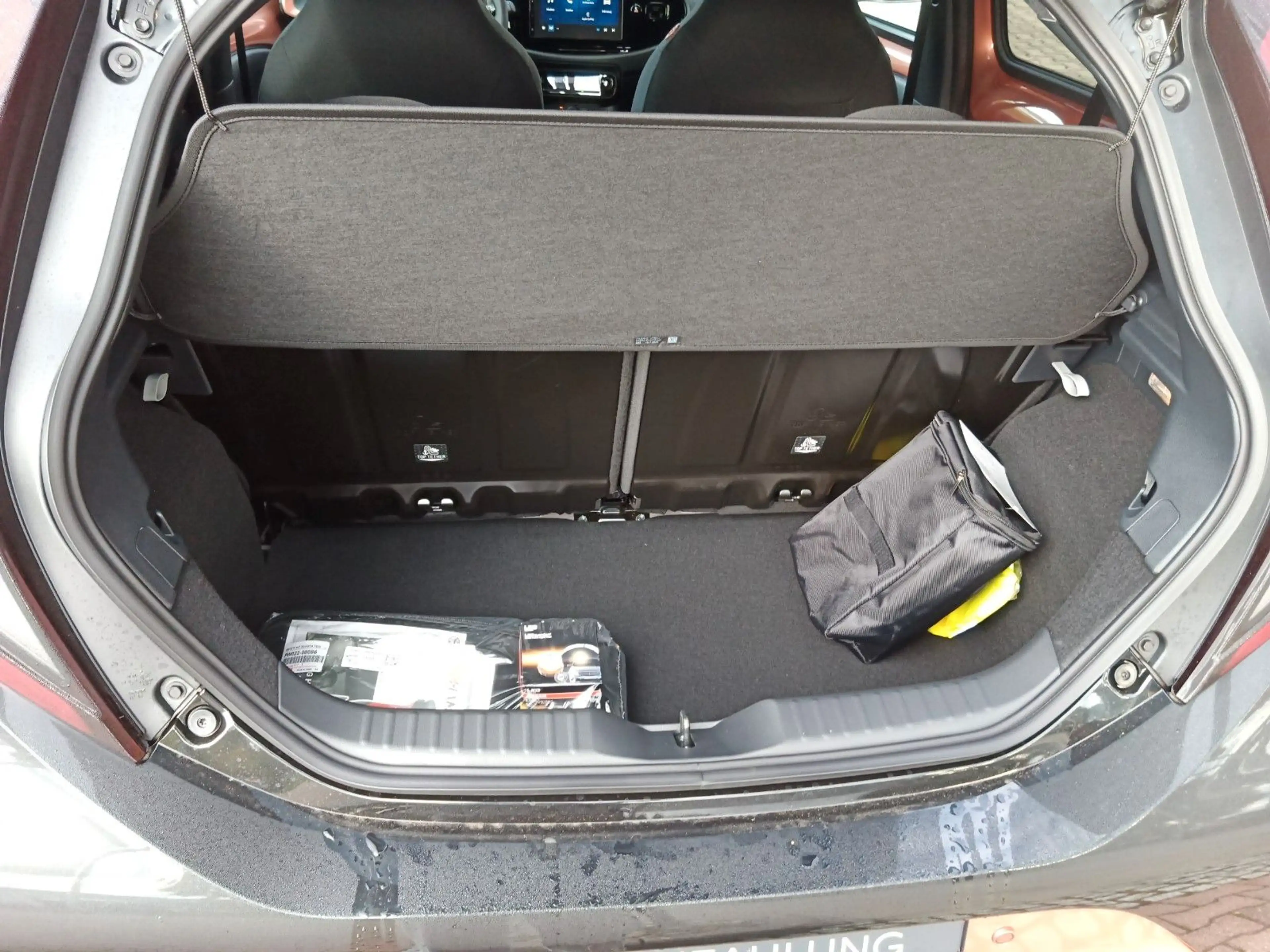 Toyota Aygo X Hybrid Teamplayer — photo 19