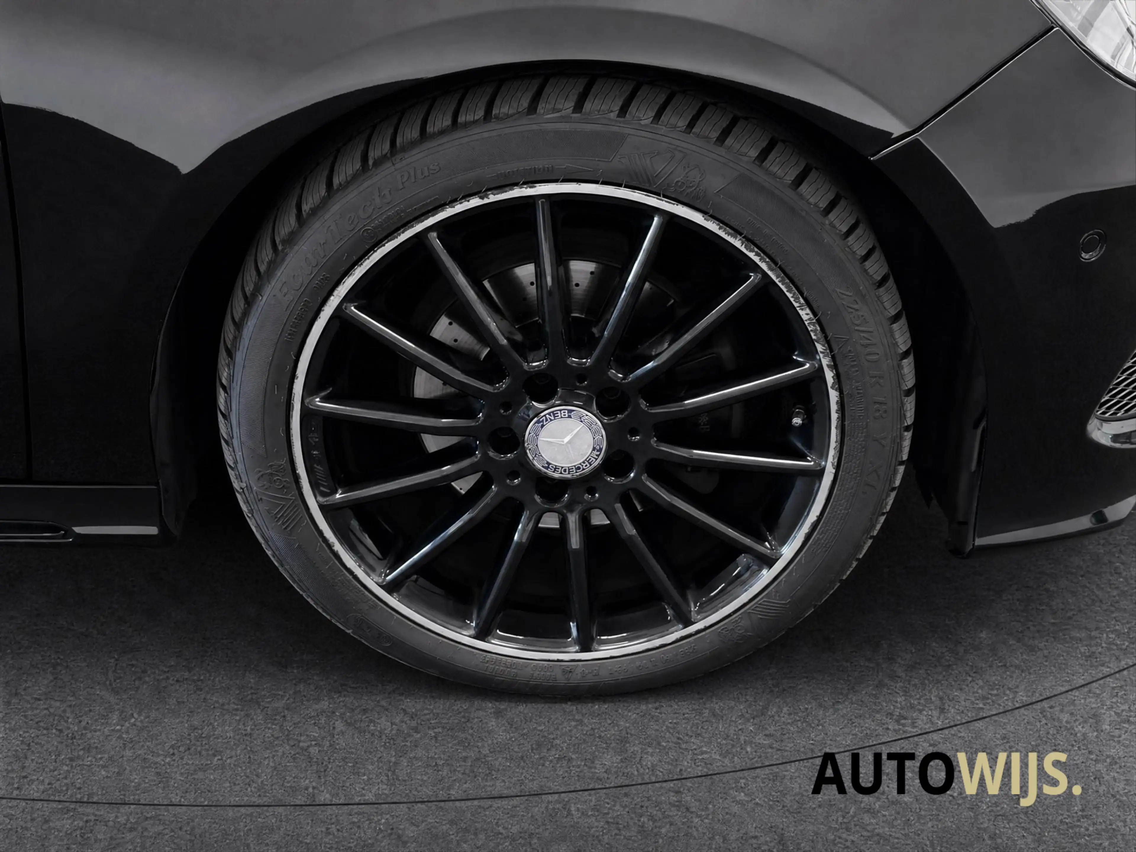 Mercedes-Benz A 180 180|AMG LINE|PANO|ALCANTARA|LED|STOELVERW|DEALER O — photo 15