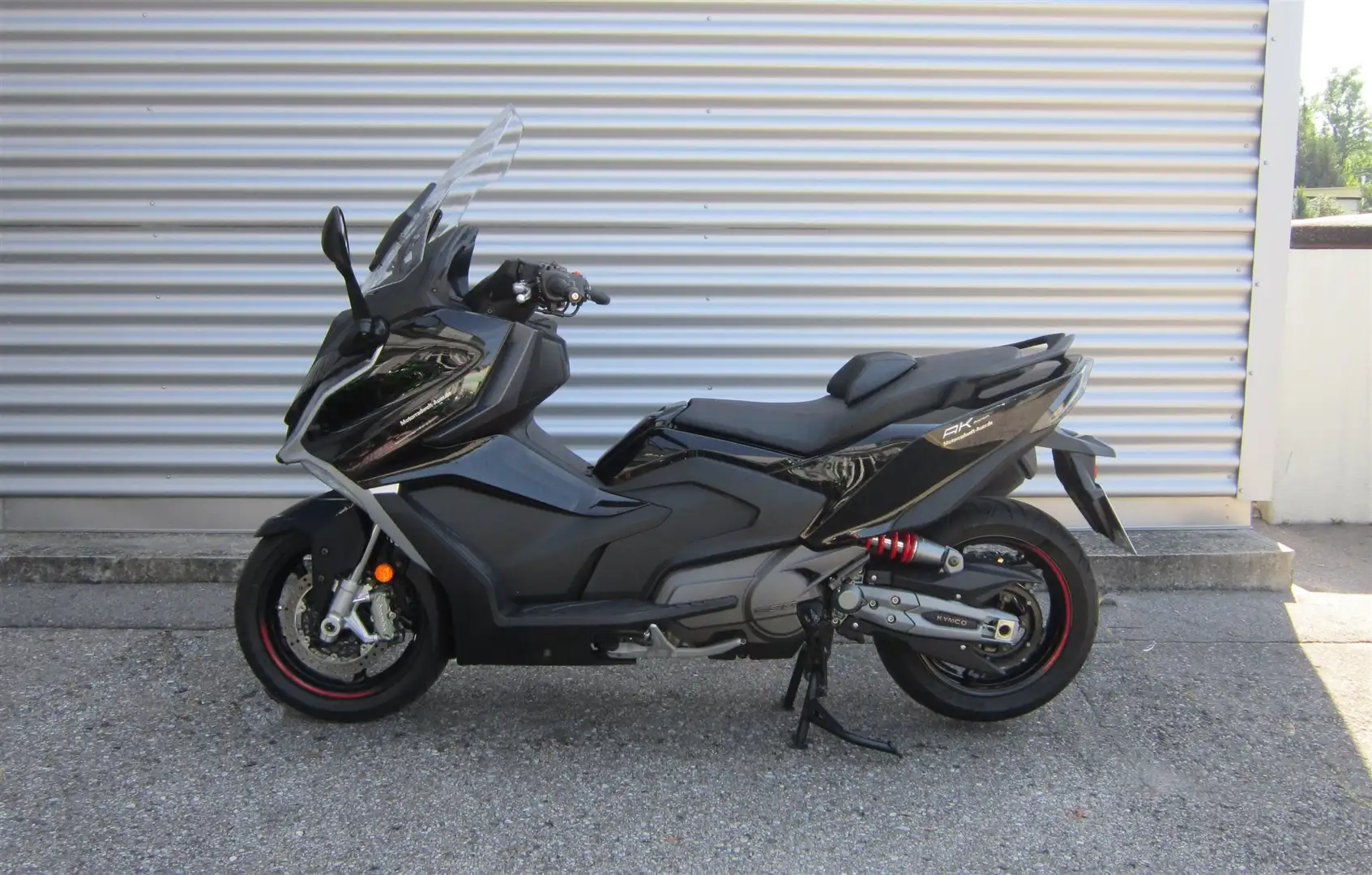 Kymco AK 550 --- Junge Gebrauchte --- Schwarz - 2