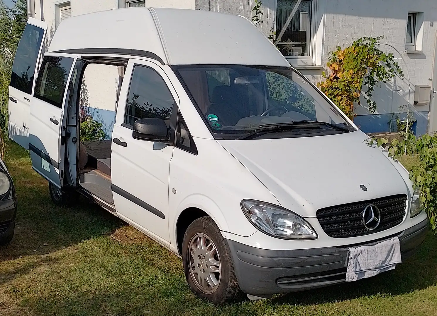 Mercedes-Benz Vito 111 CDI Kompakt Mixto hochdach Weiß - 2