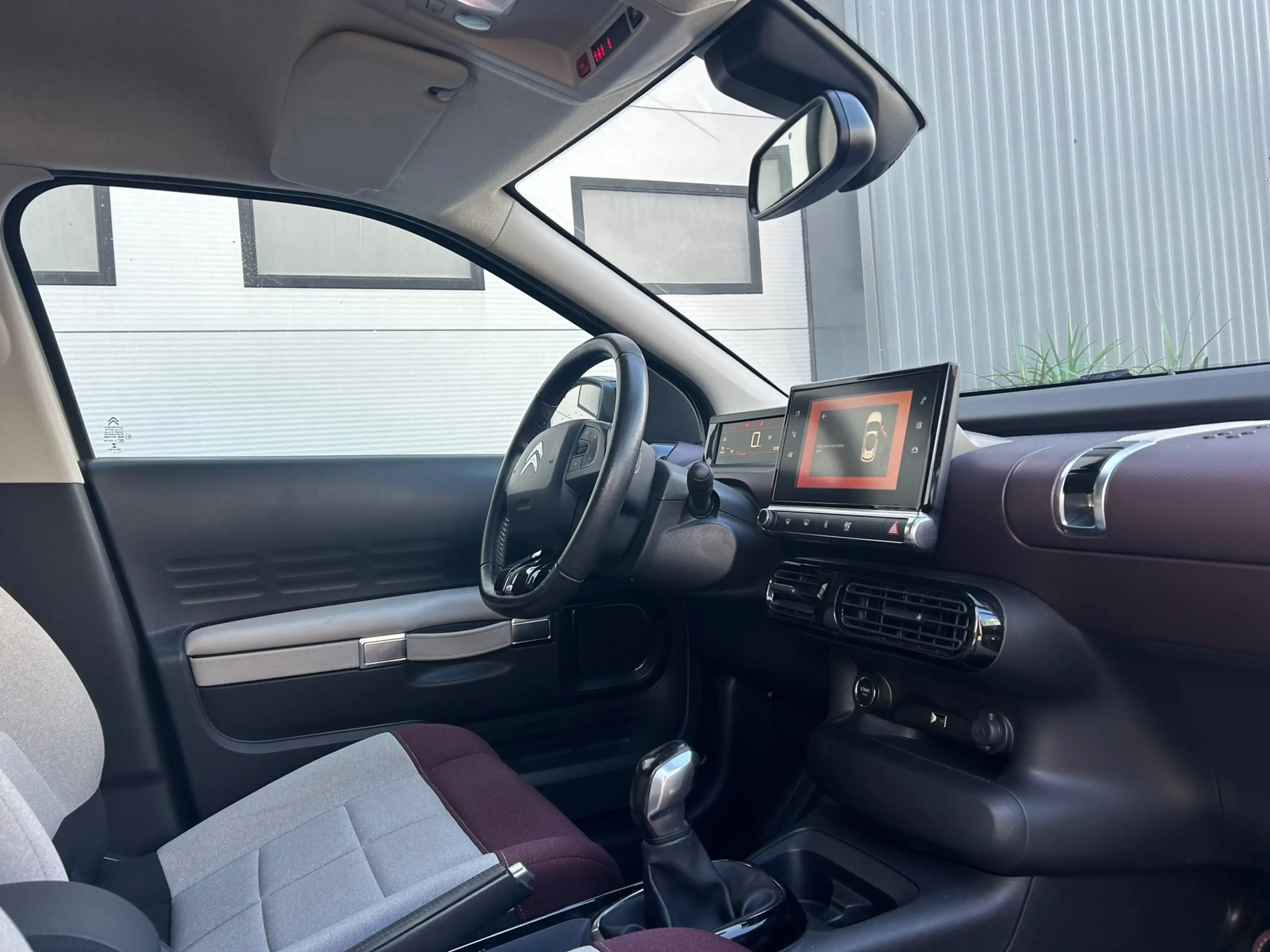 Citroen C4 Cactus 1.2 PureTech Shine — photo 6