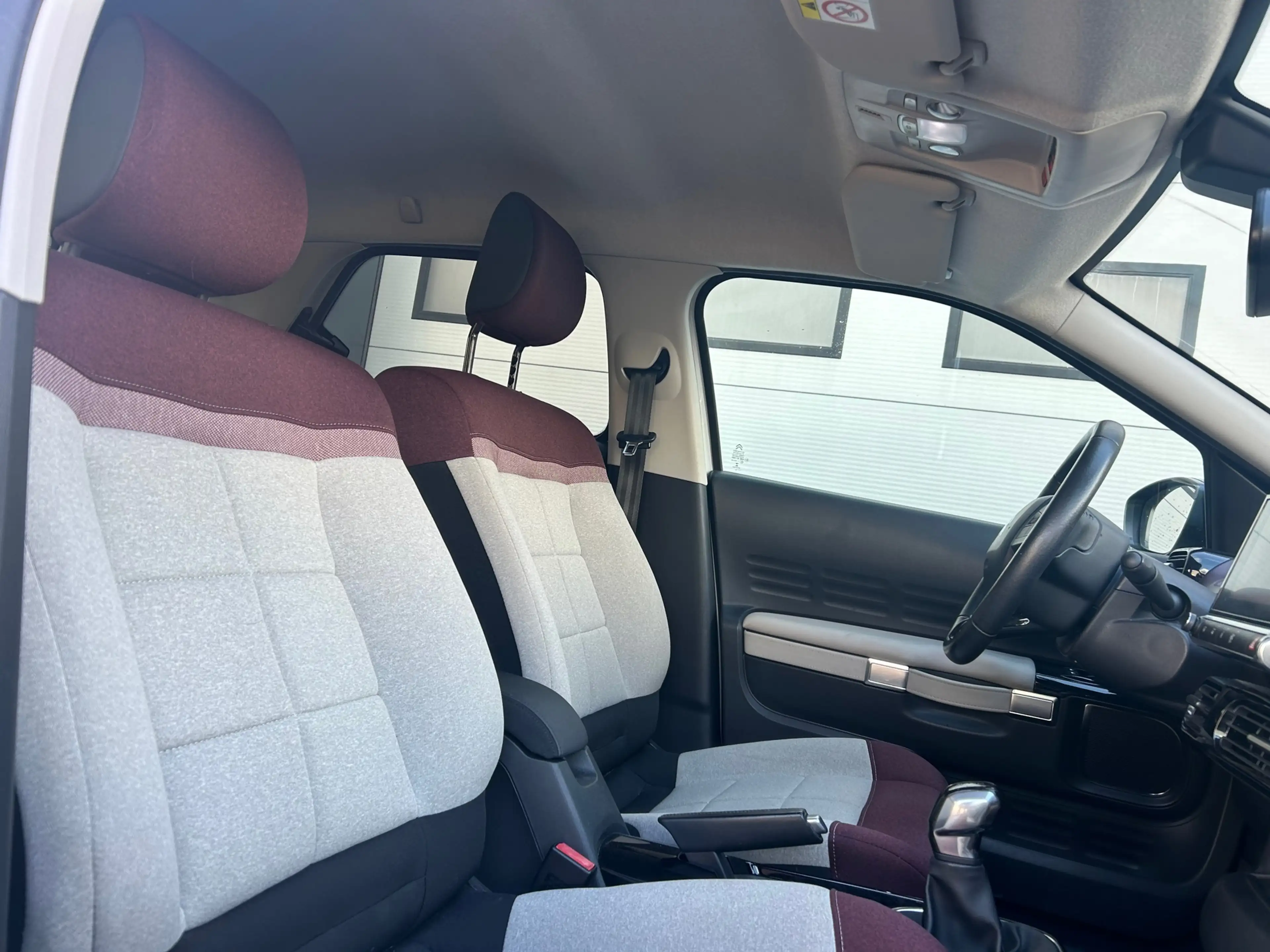 Citroen C4 Cactus 1.2 PureTech Shine — photo 7