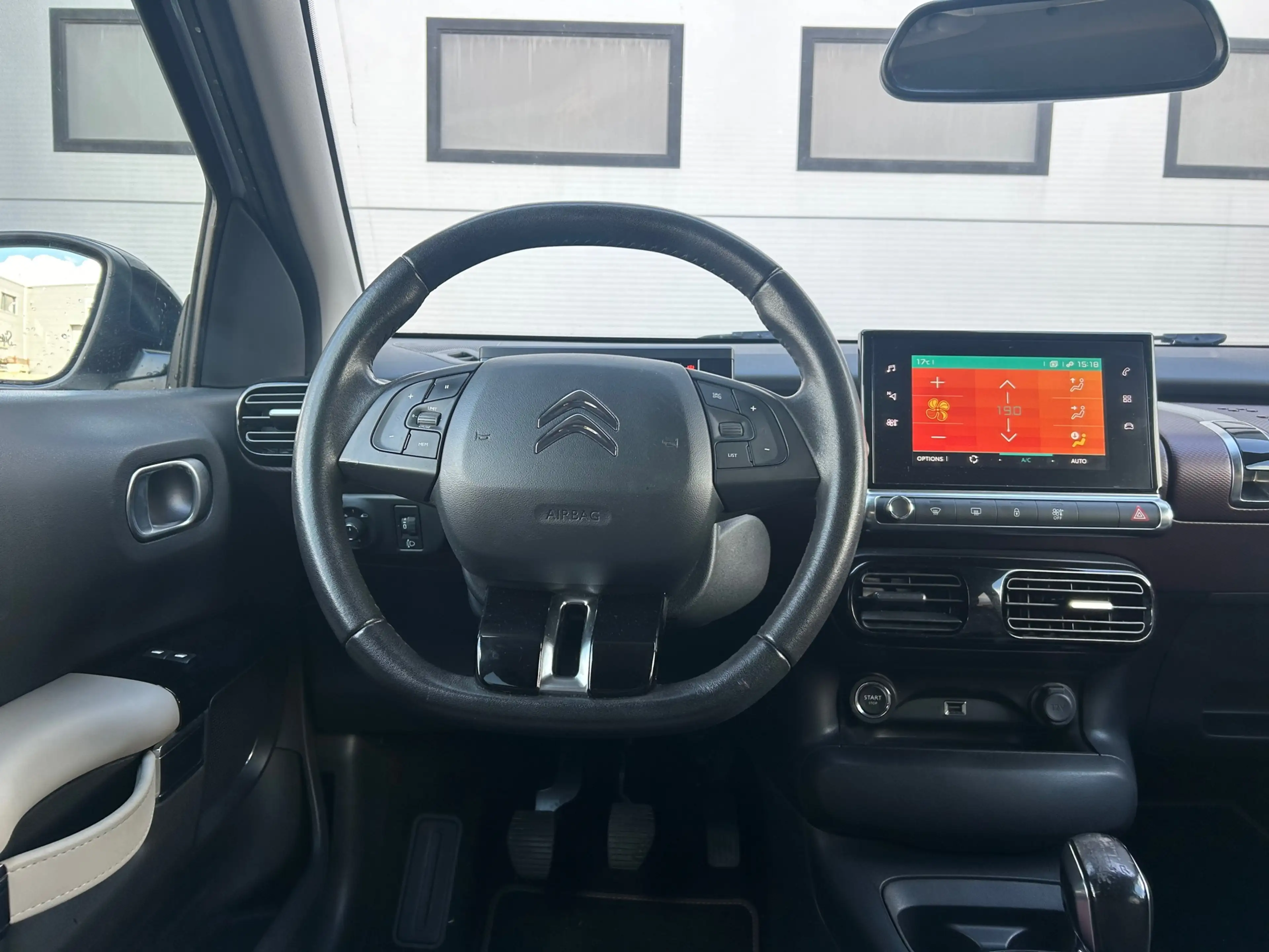 Citroen C4 Cactus 1.2 PureTech Shine — photo 9