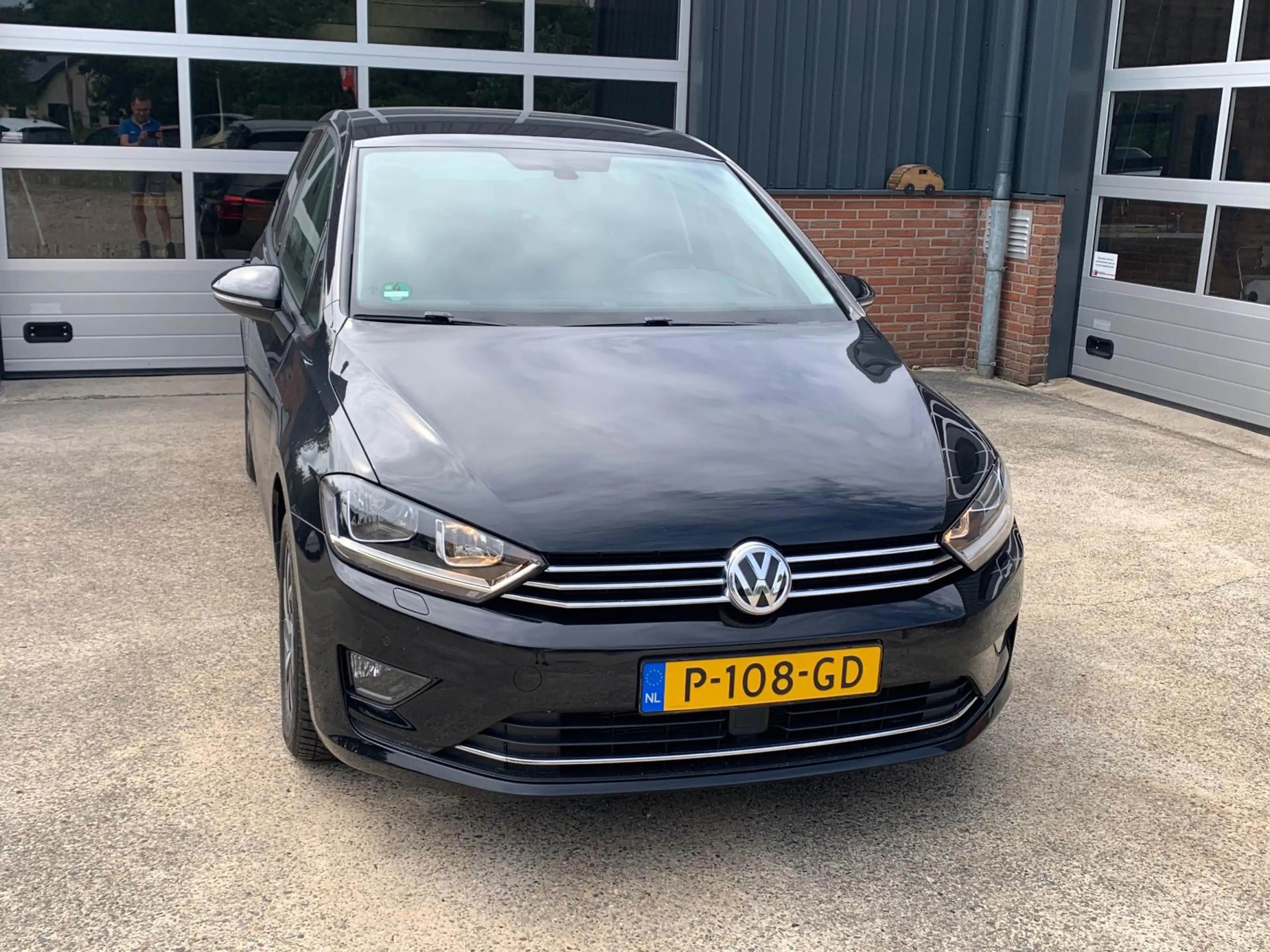 Volkswagen Golf Sportsvan 1.2 TSI Sound DSG Pdc/Ecc/Lmv/Pr-Glass — photo 4