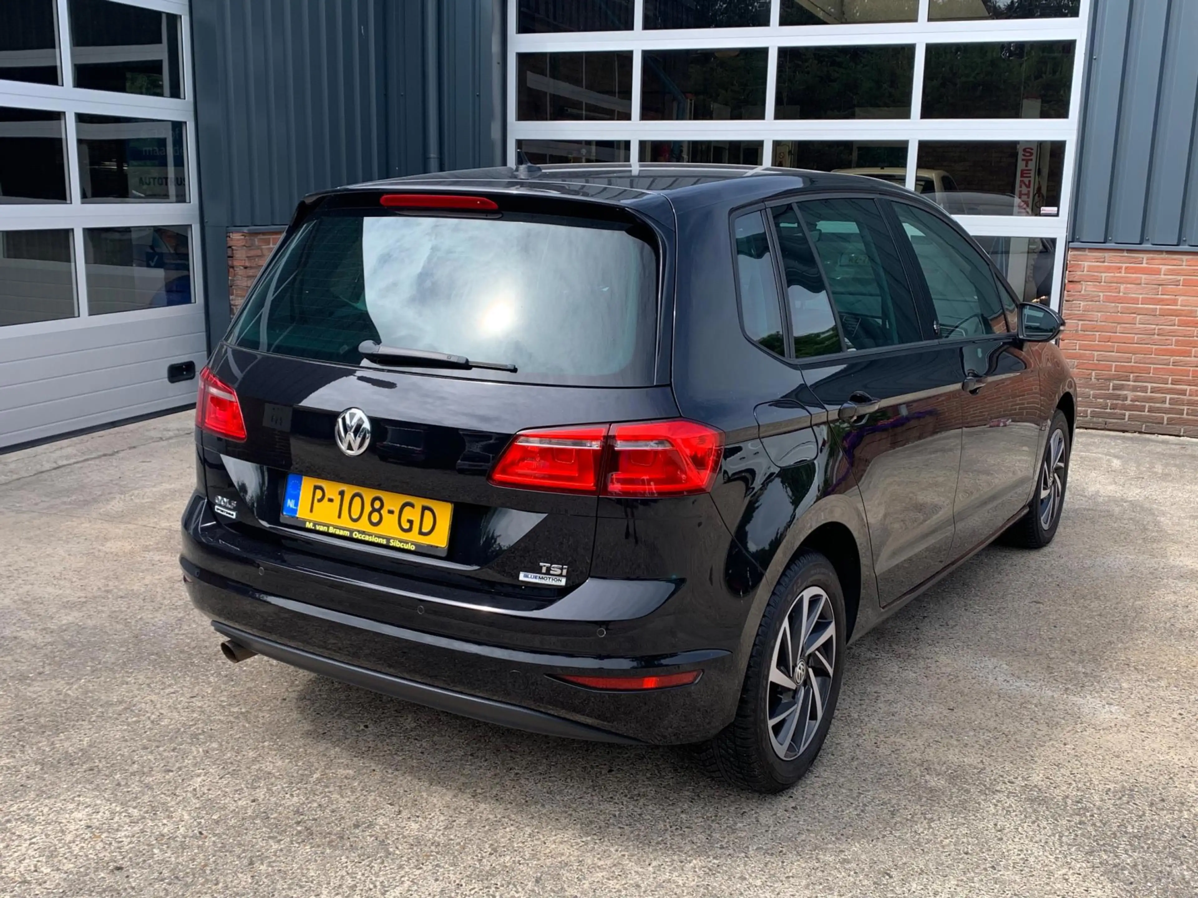 Volkswagen Golf Sportsvan 1.2 TSI Sound DSG Pdc/Ecc/Lmv/Pr-Glass — photo 5