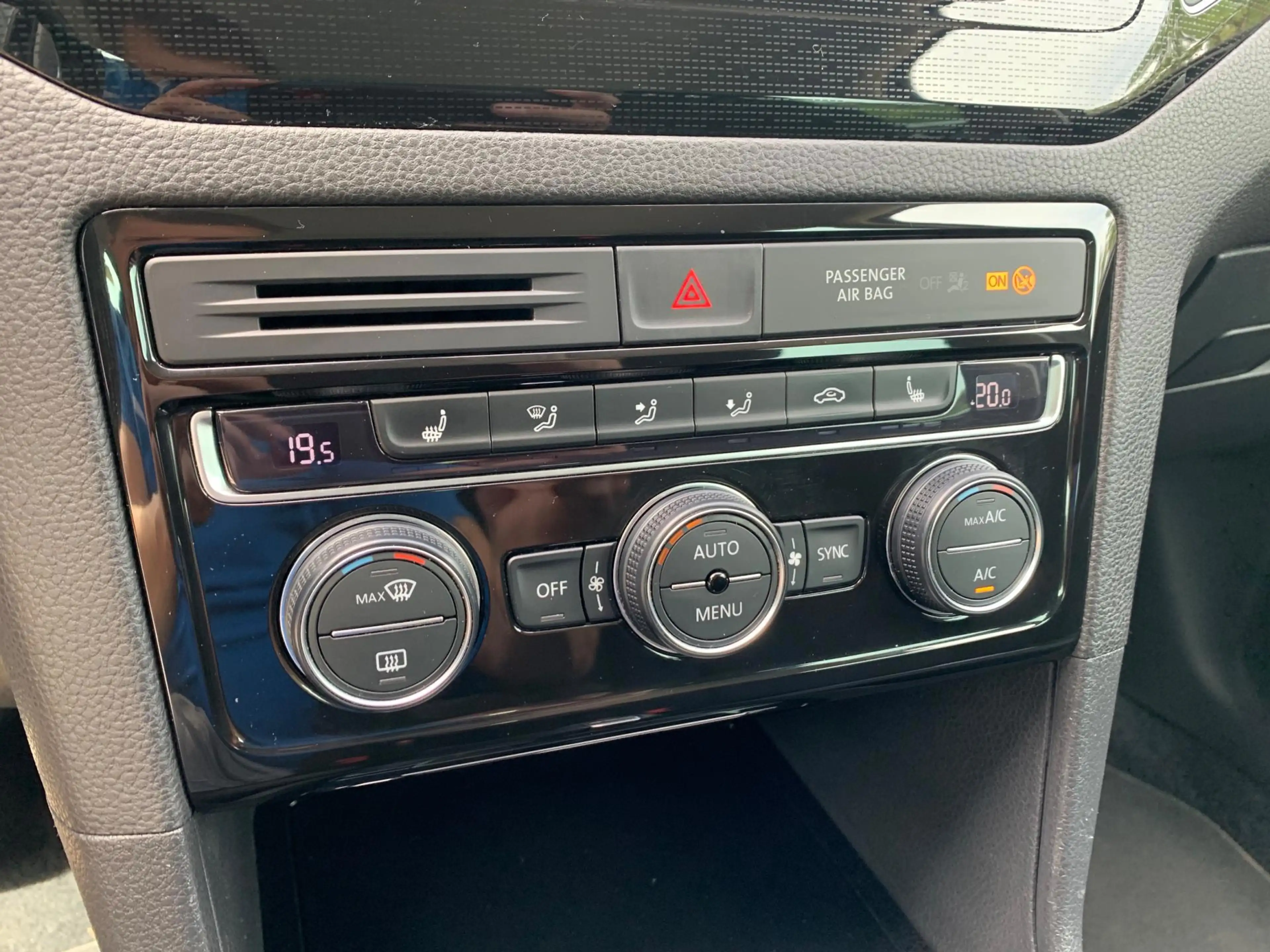 Volkswagen Golf Sportsvan 1.2 TSI Sound DSG Pdc/Ecc/Lmv/Pr-Glass — photo 12