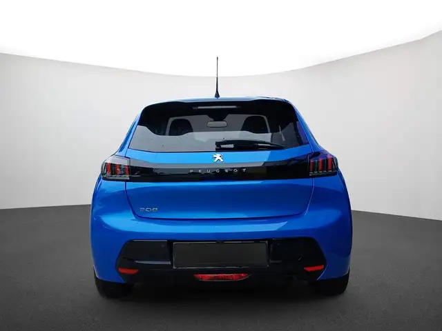Peugeot 208 view 3
